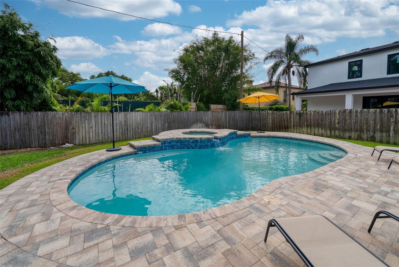 1625 S EOLA DRIVE, Orlando, FL 32806