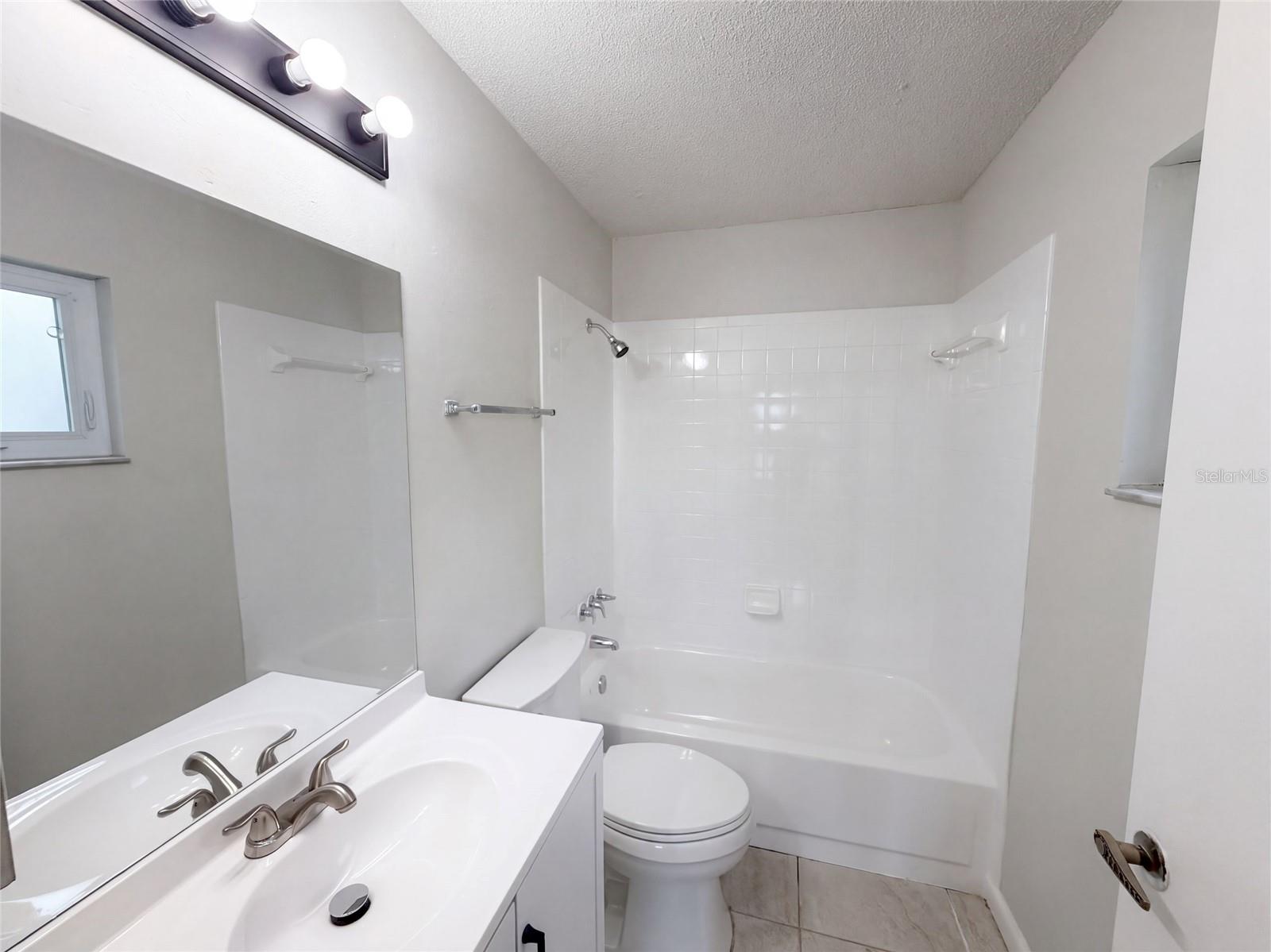 4610 DEVON AVENUE, Lakeland, FL 33813