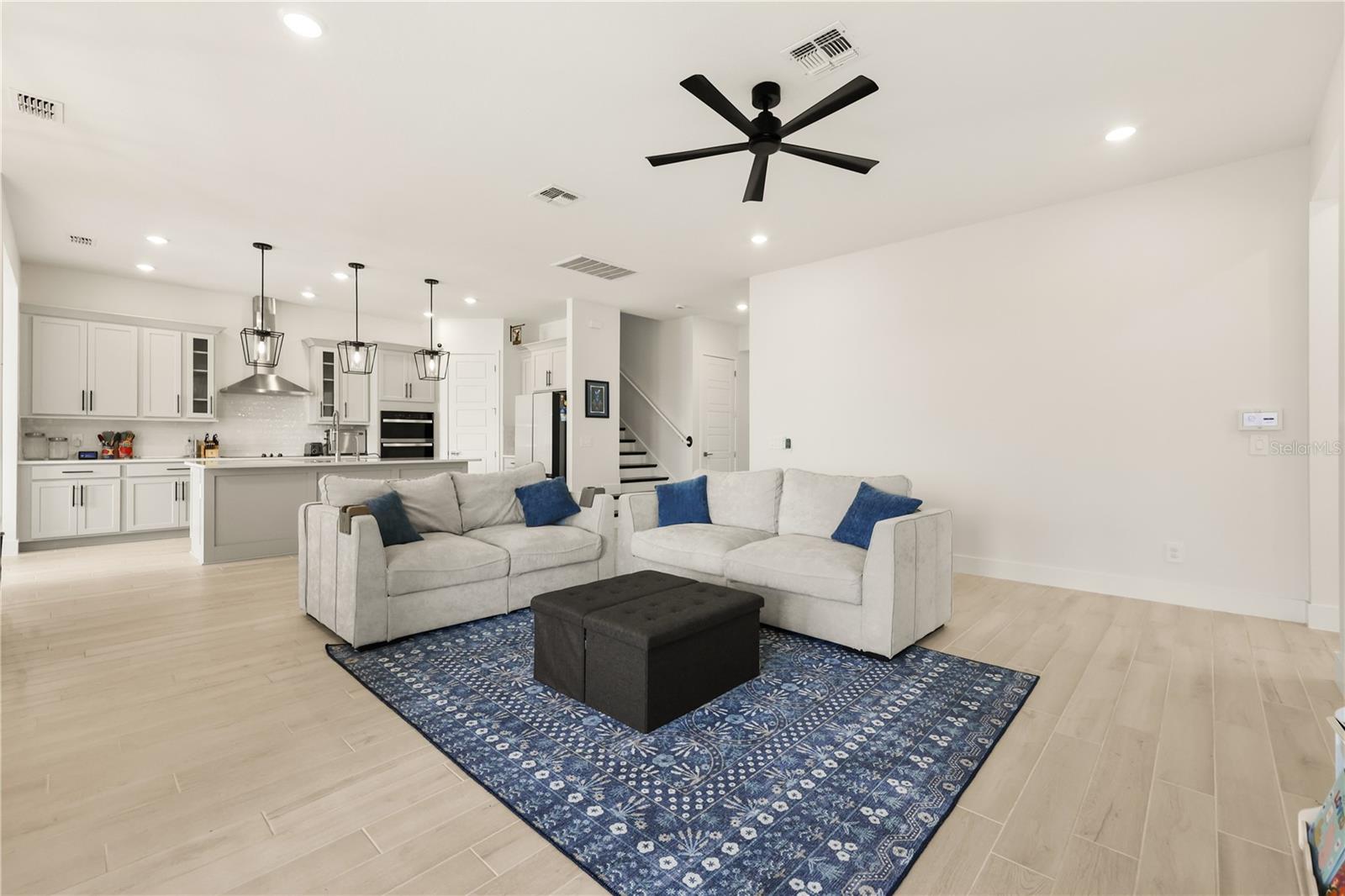 16513 SILVER BROOK WAY, Winter Garden, FL 34787 16513 SILVER BROOK WAY, Winter Garden, FL 34787