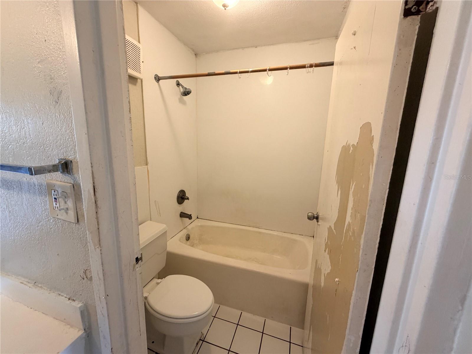 7900 S ORANGE BLOSSOM TRAIL, #2053, Orlando, FL 32809