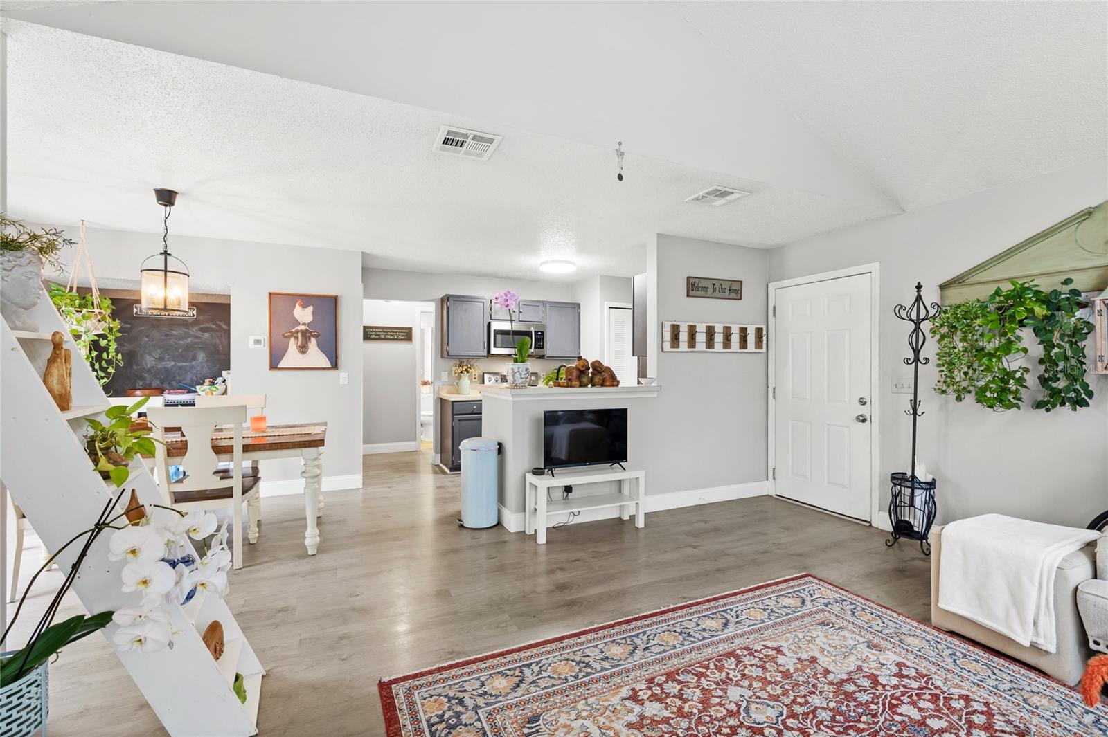 956 FOREST RIDGE COURT, #206, Lake Mary, FL 32746 956 FOREST RIDGE COURT, #206, Lake Mary, FL 32746