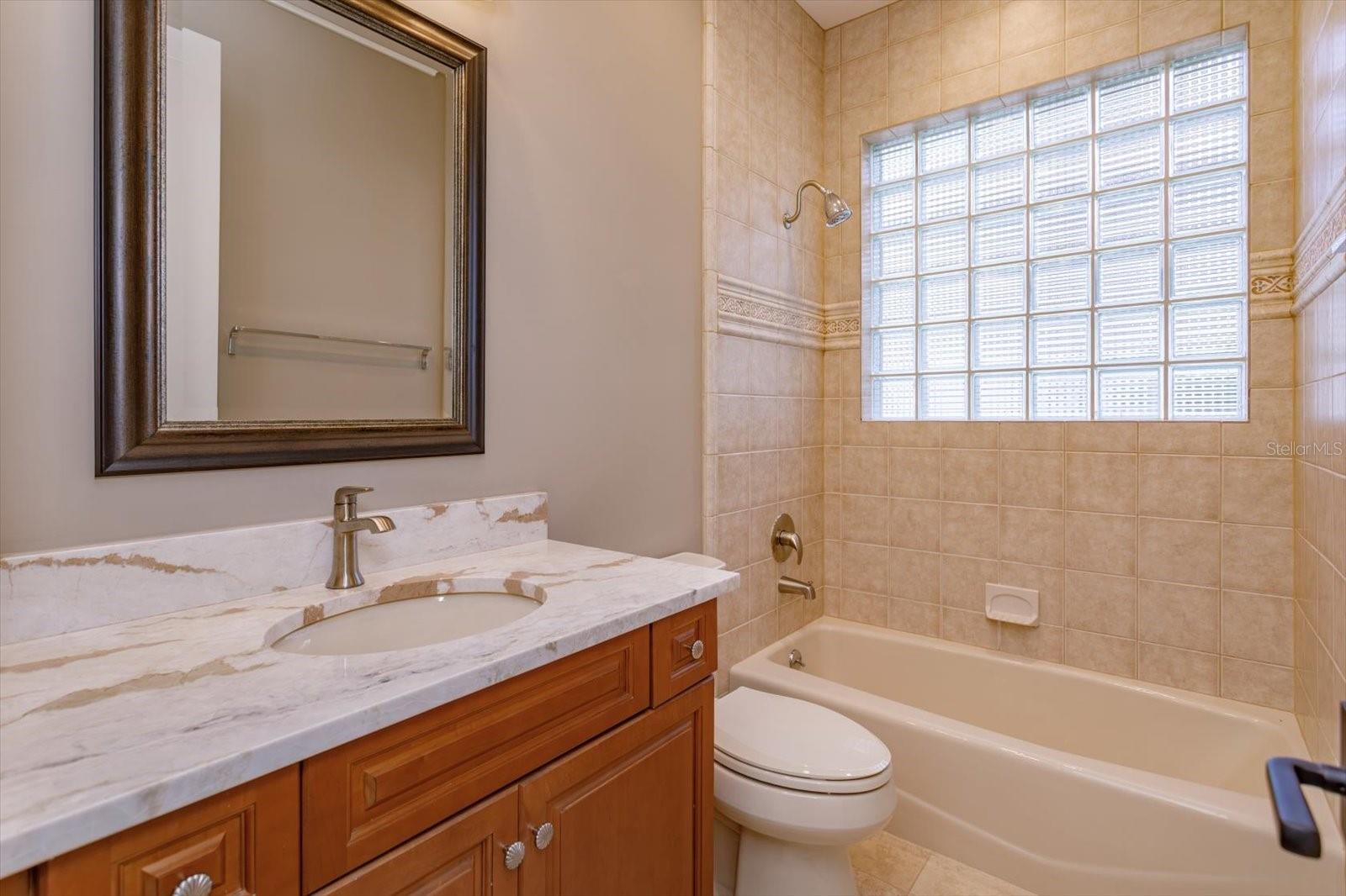 Guest bath with shower & Tub