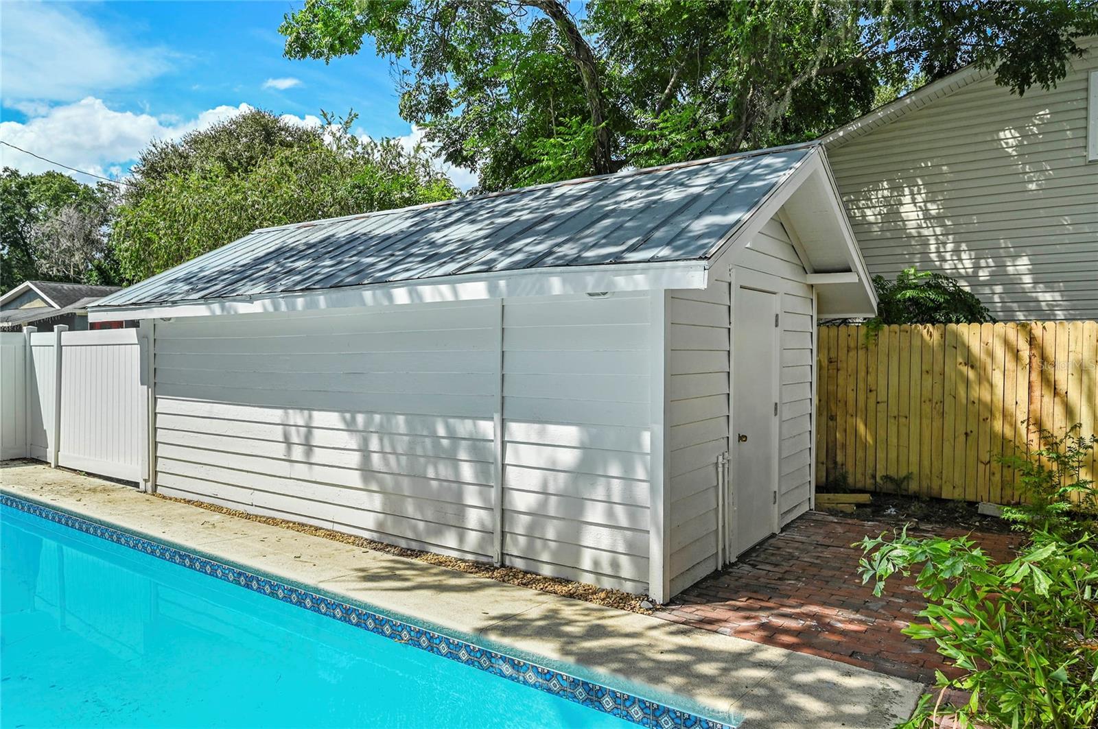 1 E PRINCETON STREET, Orlando, FL 32804