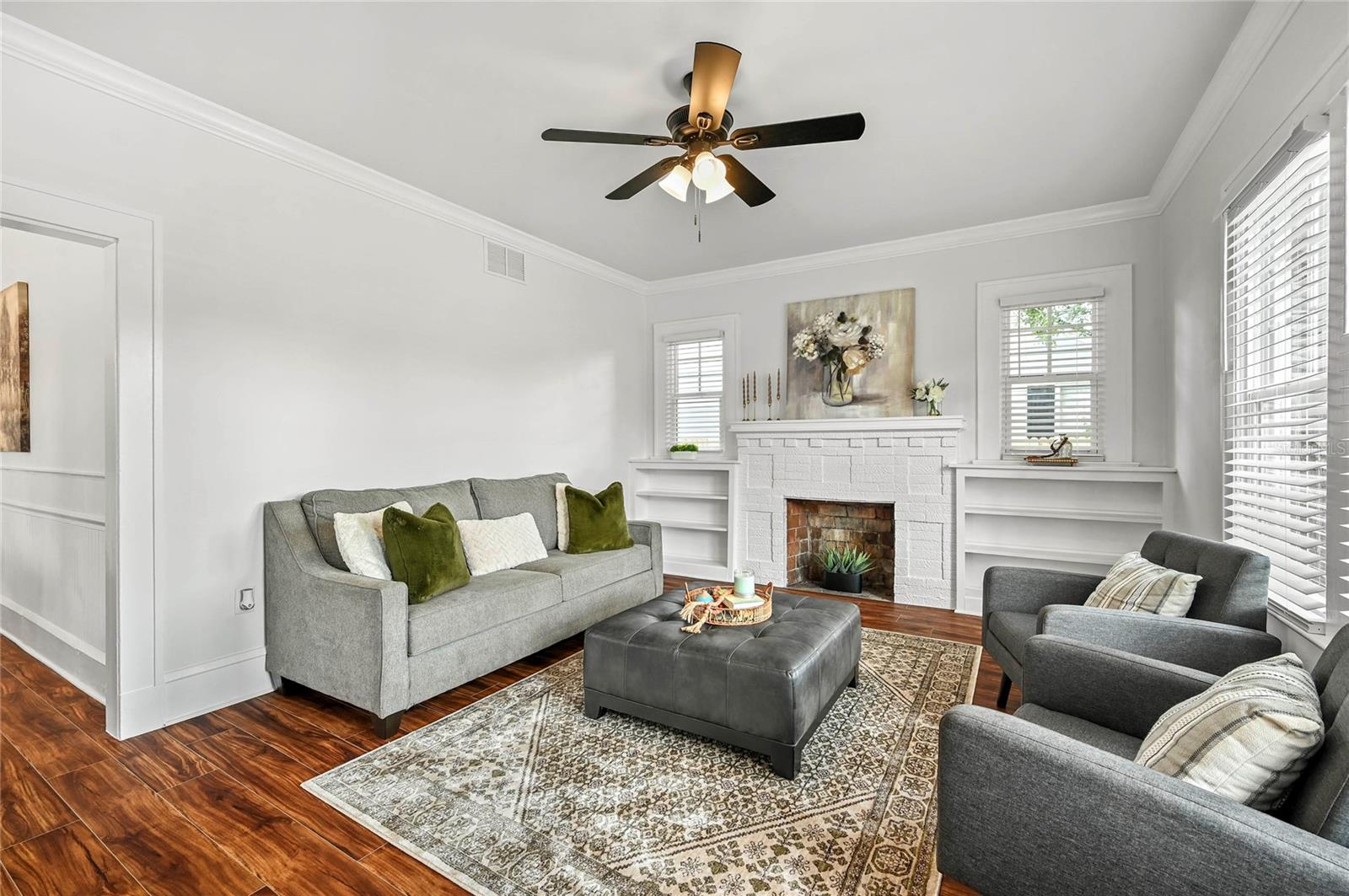 1 E PRINCETON STREET, Orlando, FL 32804