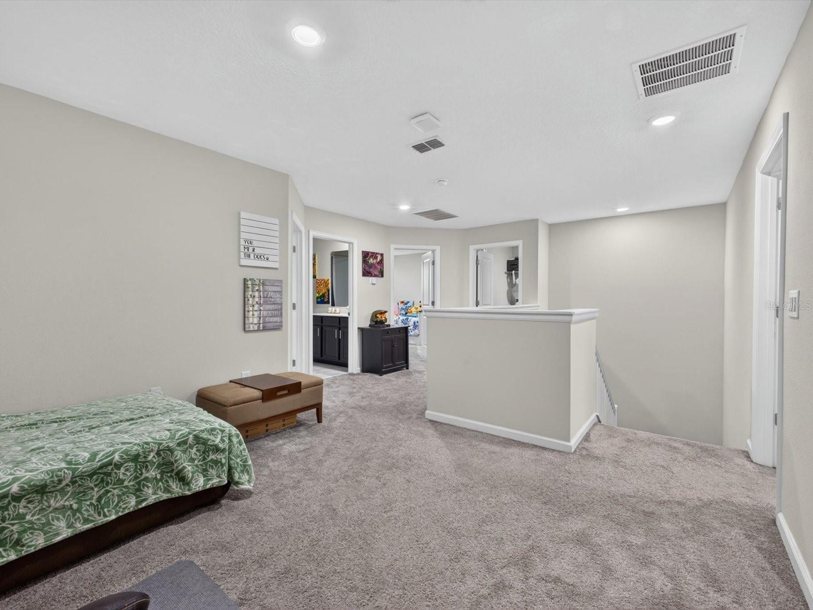 8975 FLUFFY LIE COURT, Davenport, FL 33896