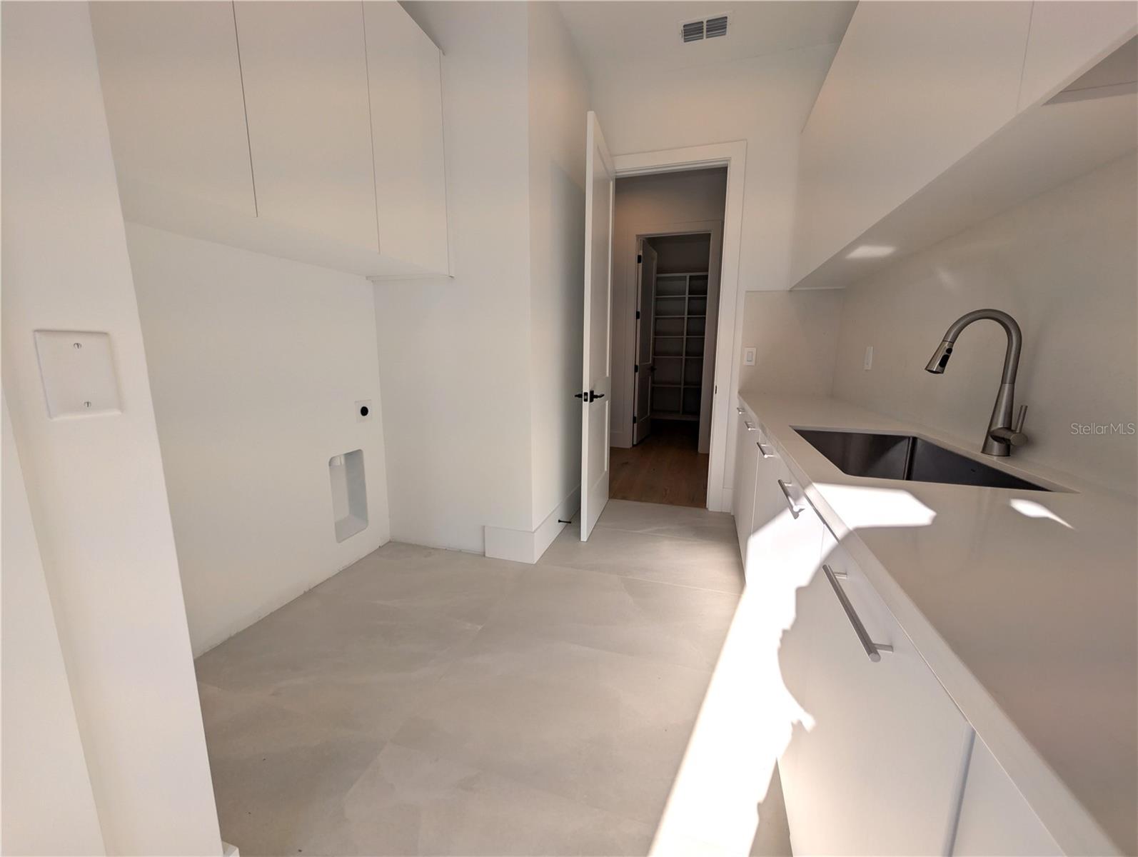 7240 LAKE WILLIS, Orlando, FL 32821