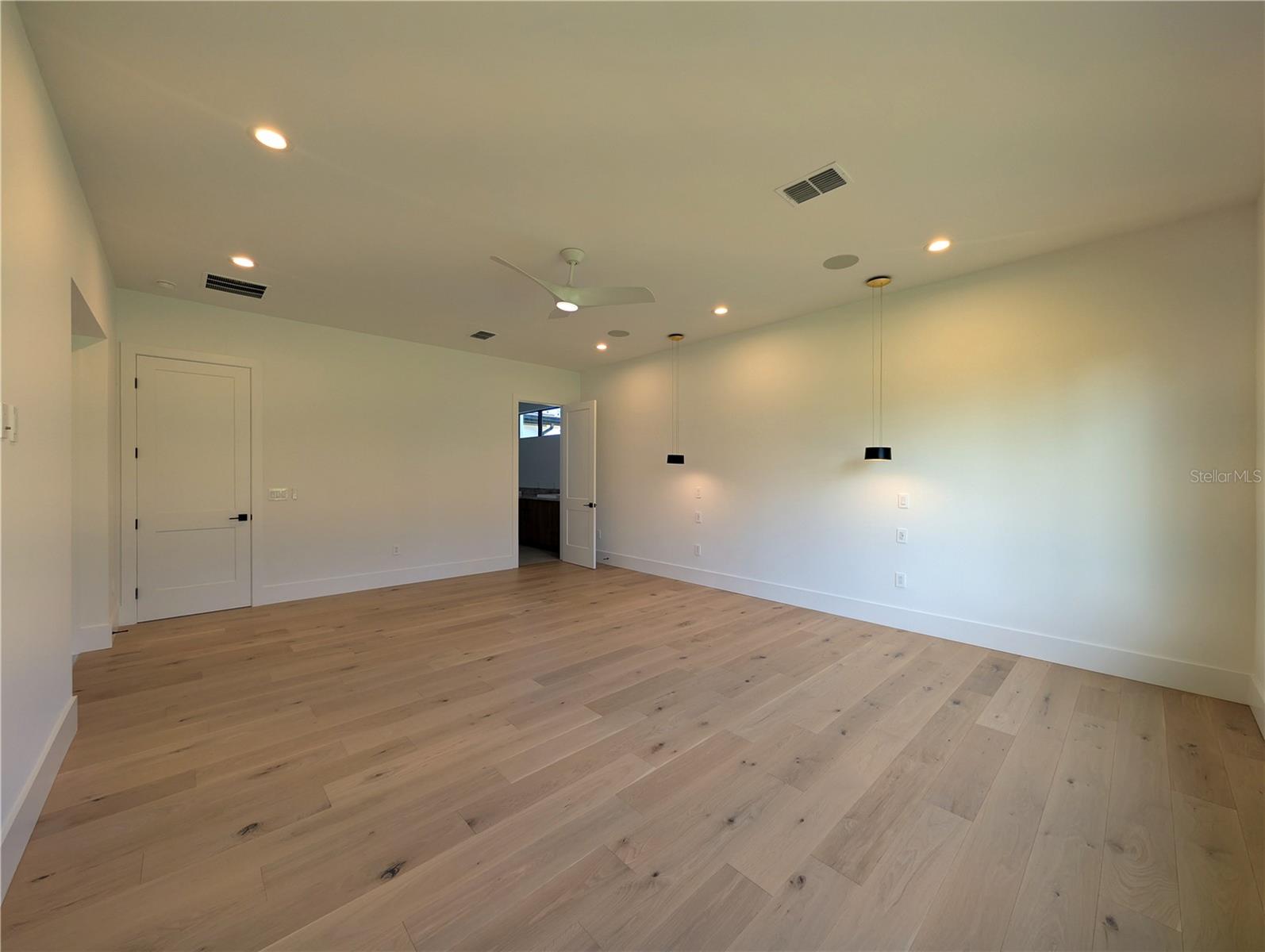 7240 LAKE WILLIS, Orlando, FL 32821