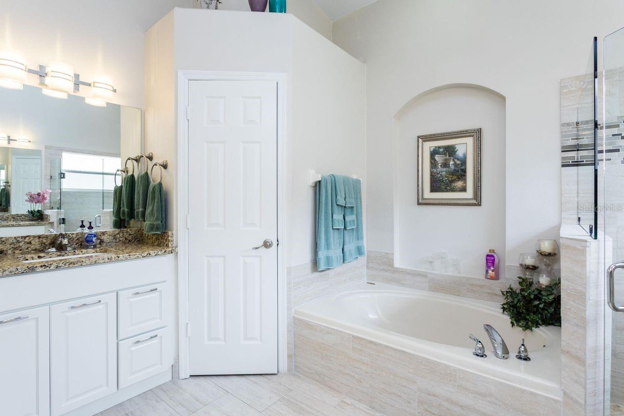 15929 MERCOTT COURT, Clermont, FL 34714