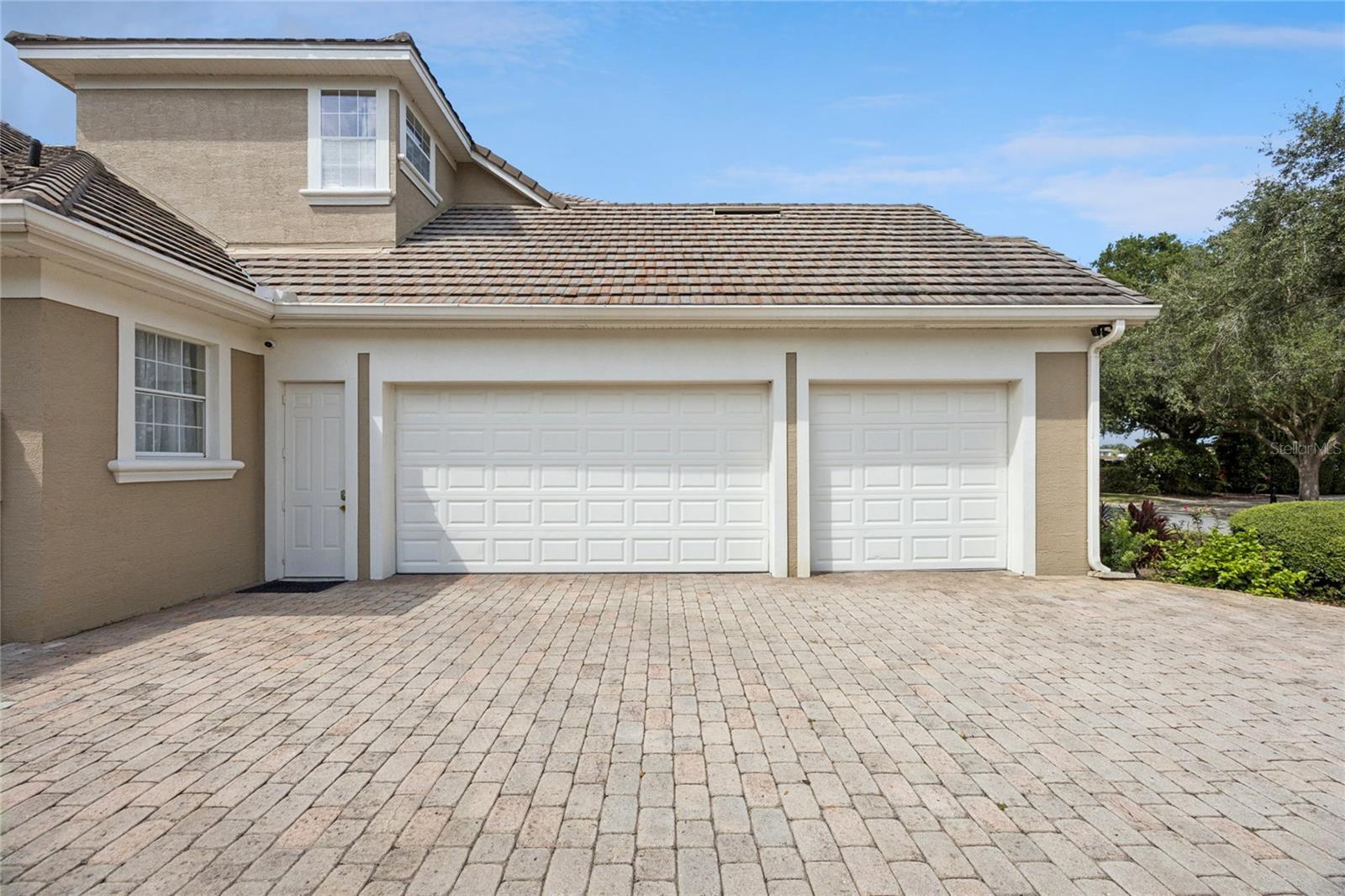 8754 SOUTHERN BREEZE DRIVE, Orlando, FL 32836