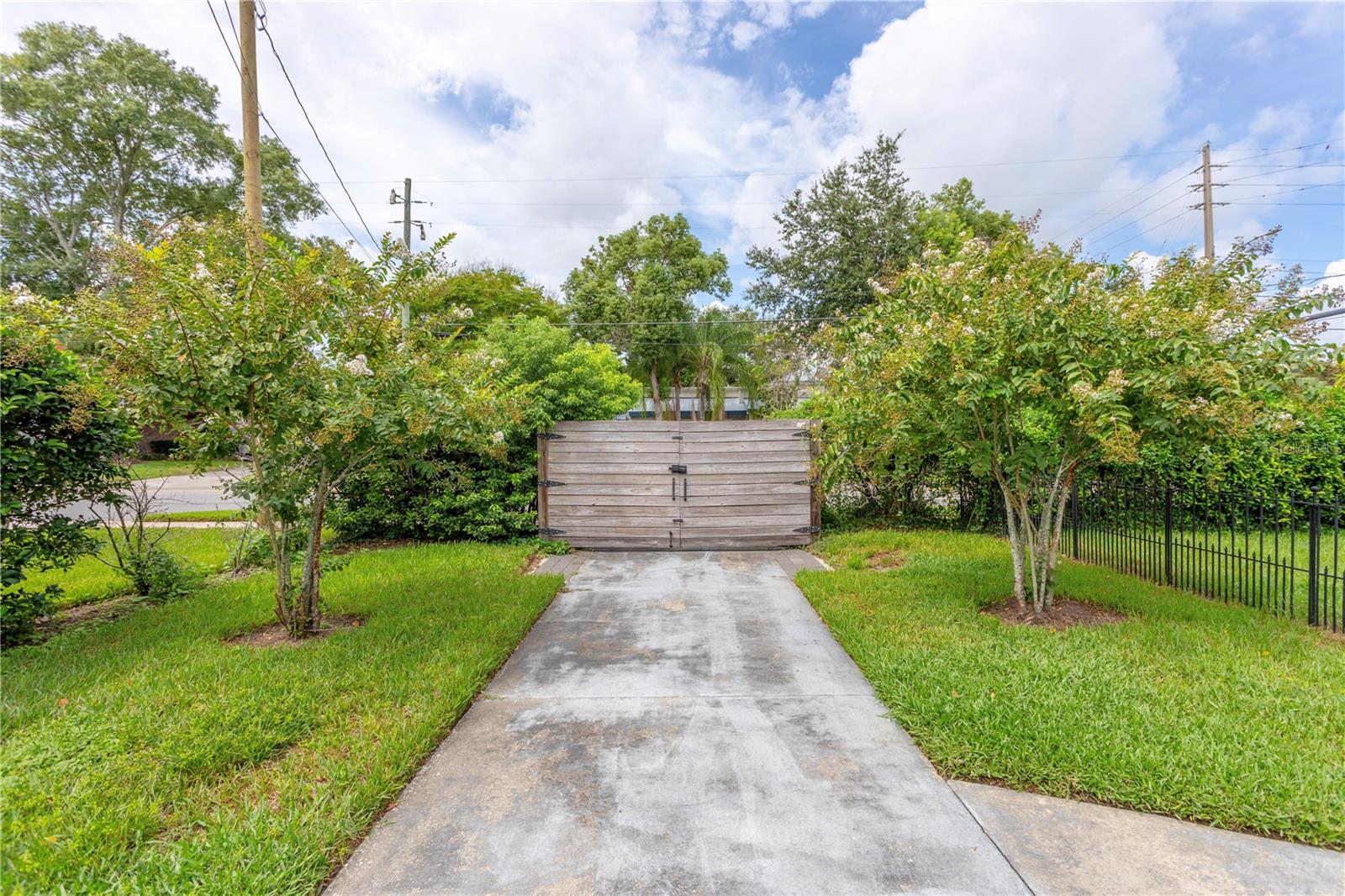 1200 AUSTIN ROAD, Orlando, FL 32806 1200 AUSTIN ROAD, Orlando, FL 32806