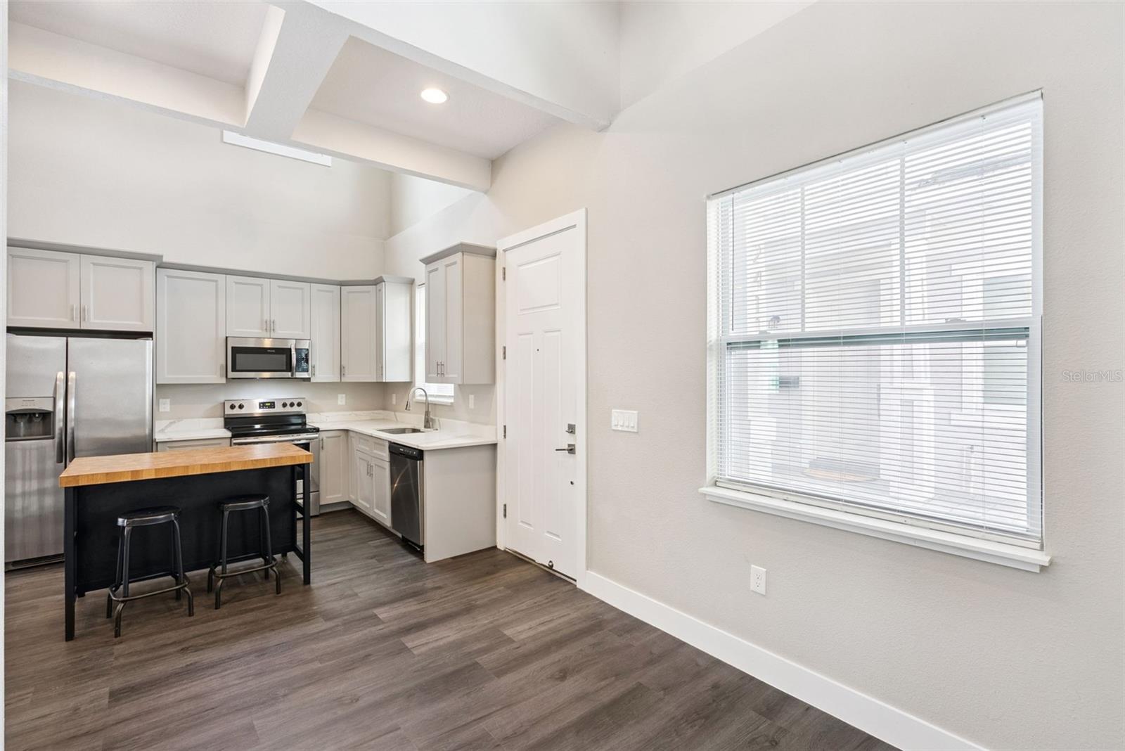 2411 AMHERST AVENUE, Orlando, FL 32804