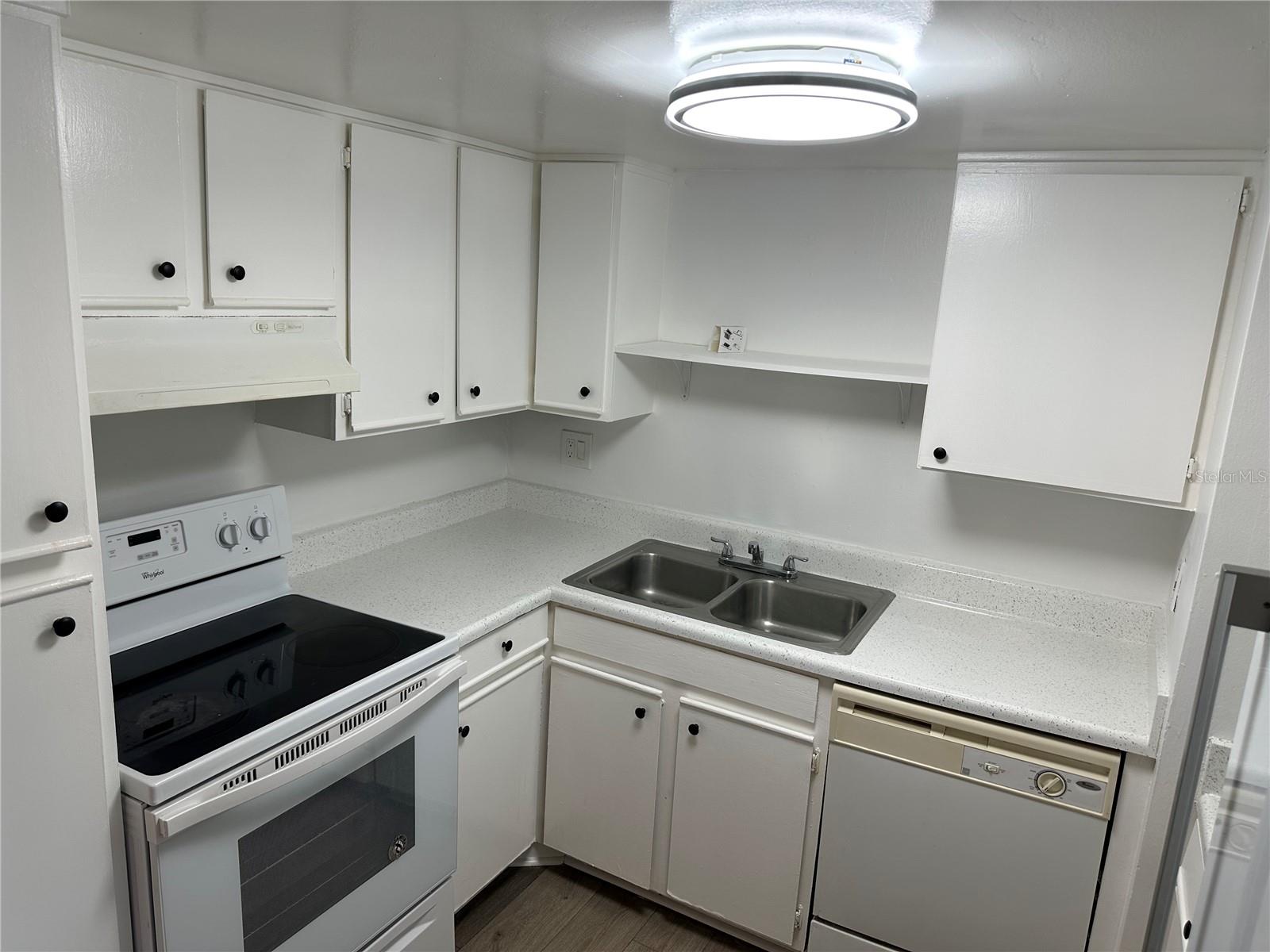 936 LAKE DESTINY DR, # H, Altamonte Springs, FL 32714