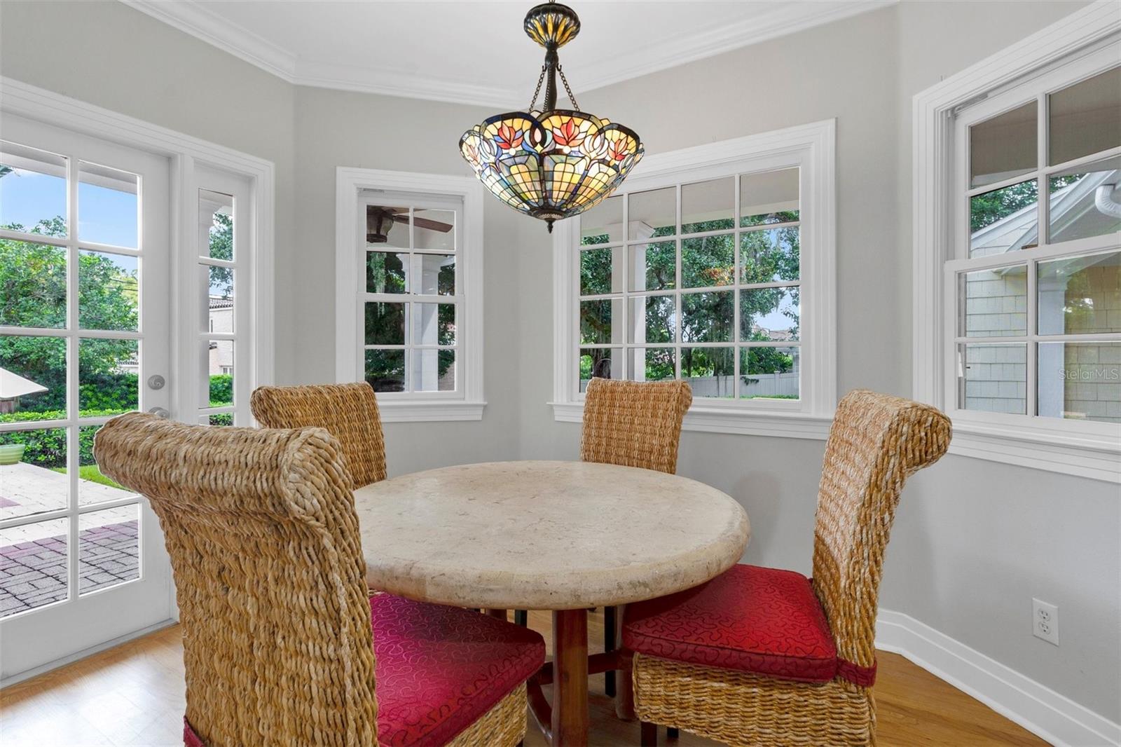 Breakfast nook