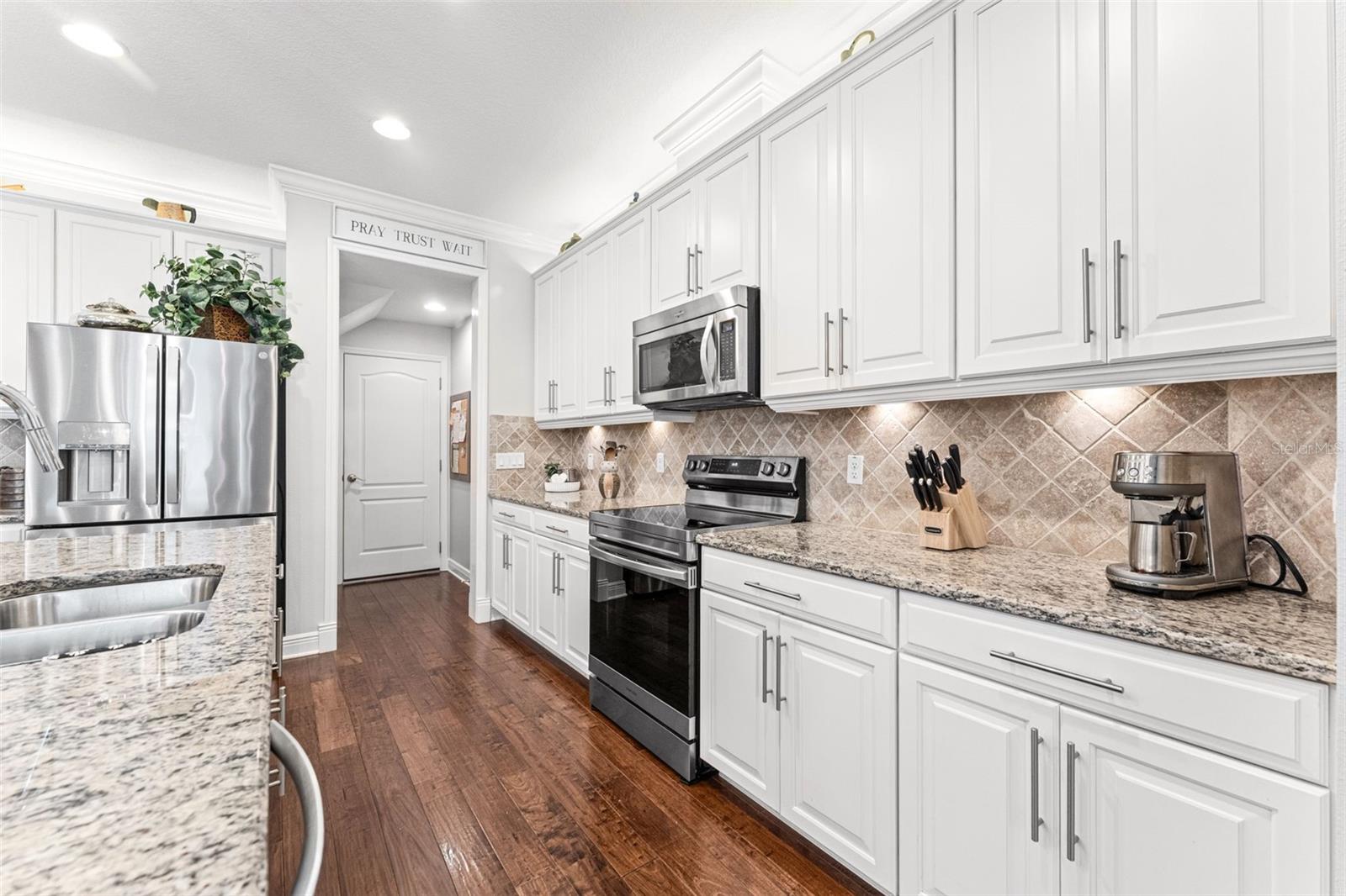 2932 WHISTLEWOOD DRIVE, Orlando, FL 32810