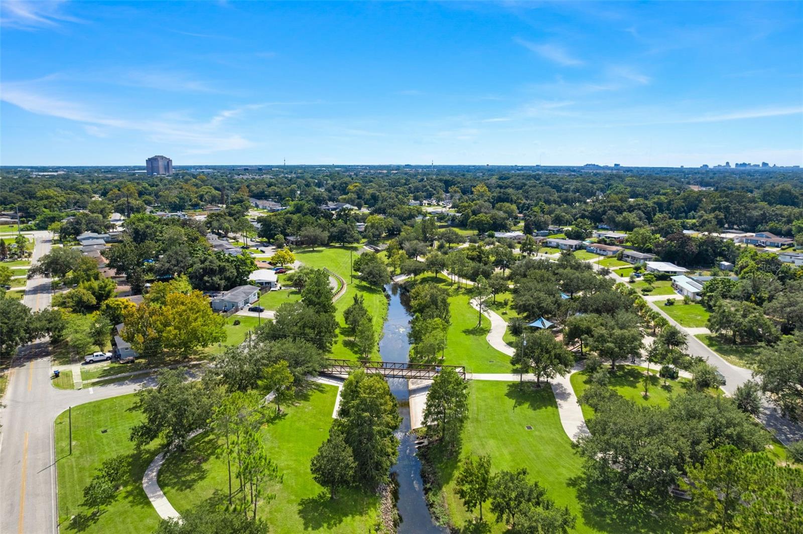 2932 WHISTLEWOOD DRIVE, Orlando, FL 32810