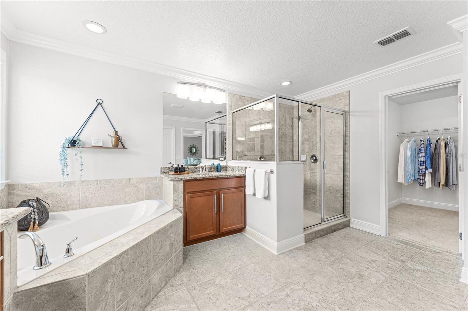 2932 WHISTLEWOOD DRIVE, Orlando, FL 32810