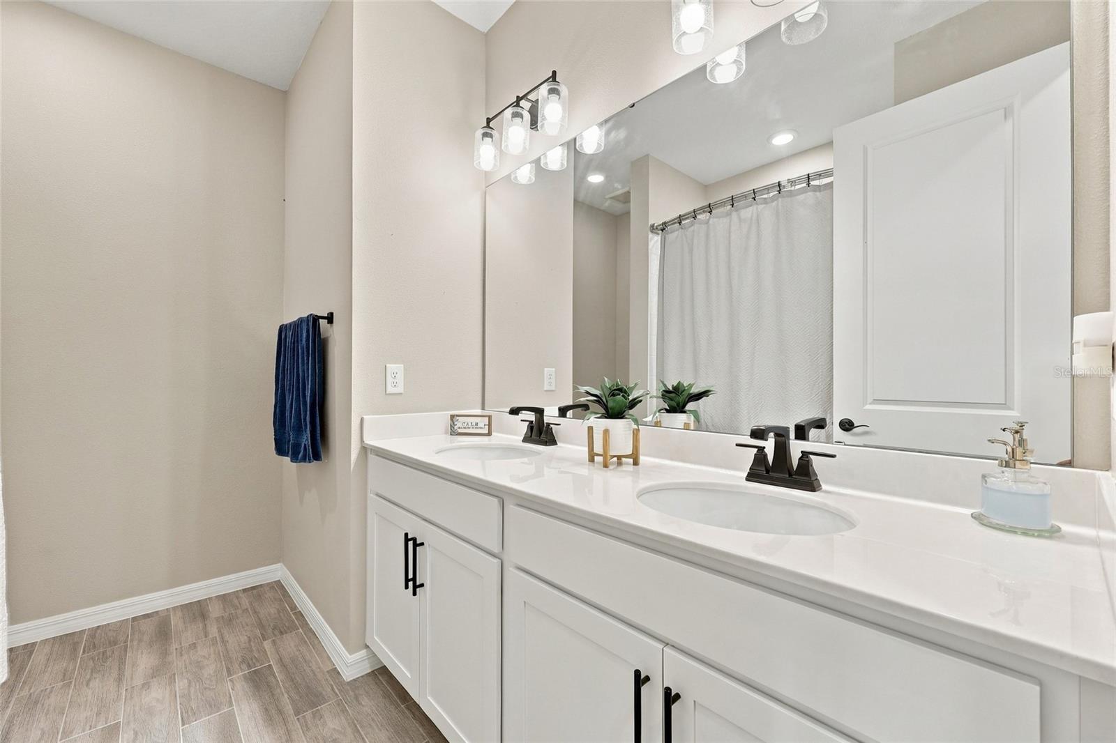 1042 HEIRLOOM DRIVE, Haines City, FL 33844