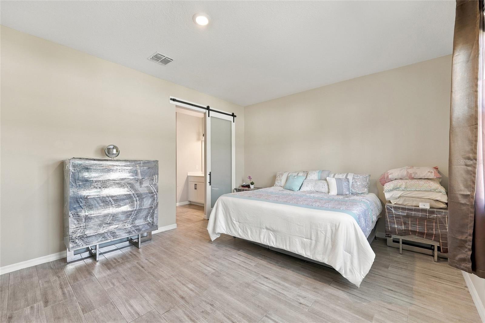 1042 HEIRLOOM DRIVE, Haines City, FL 33844