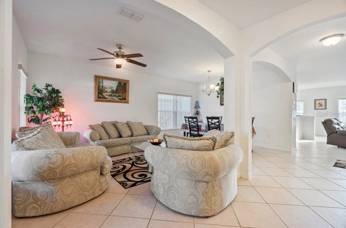 Entrace Living Room