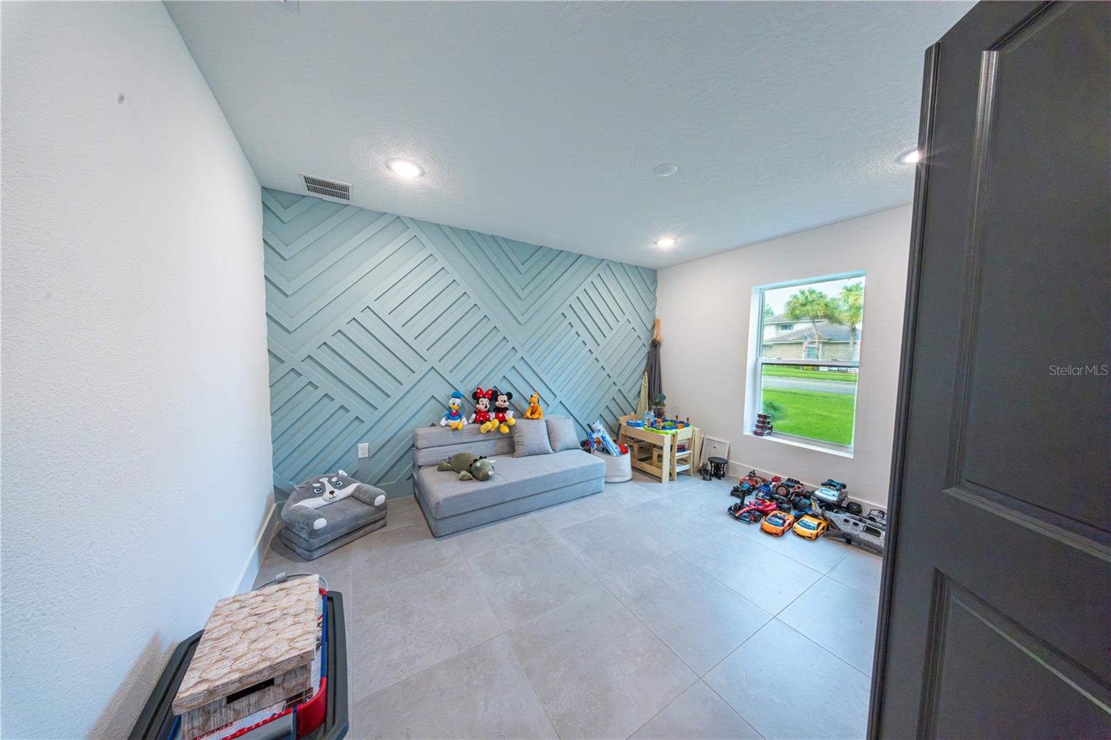 9197 BAY HILL BOULEVARD, Orlando, FL 32819