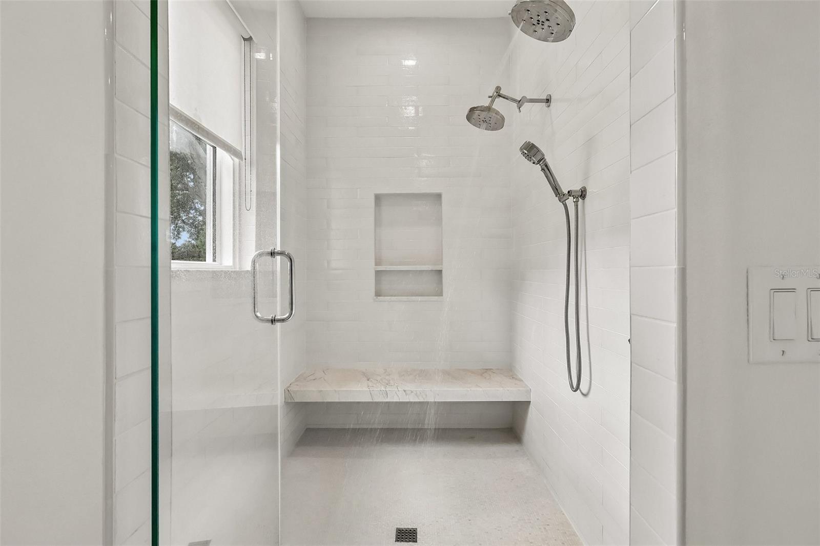 6120 GREATWATER DRIVE, Windermere, FL 34786