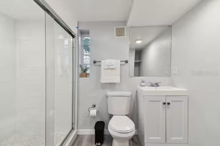 Lower Unit