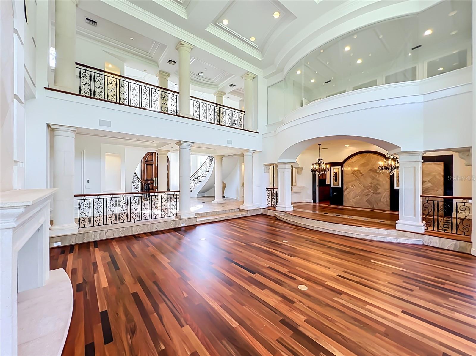 2405 ALAQUA DRIVE, Longwood, FL 32779