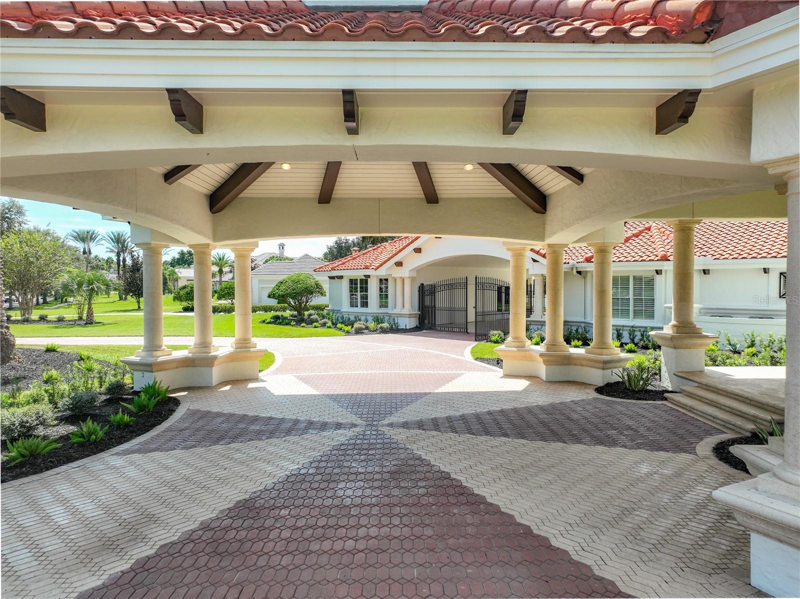 2405 ALAQUA DRIVE, Longwood, FL 32779