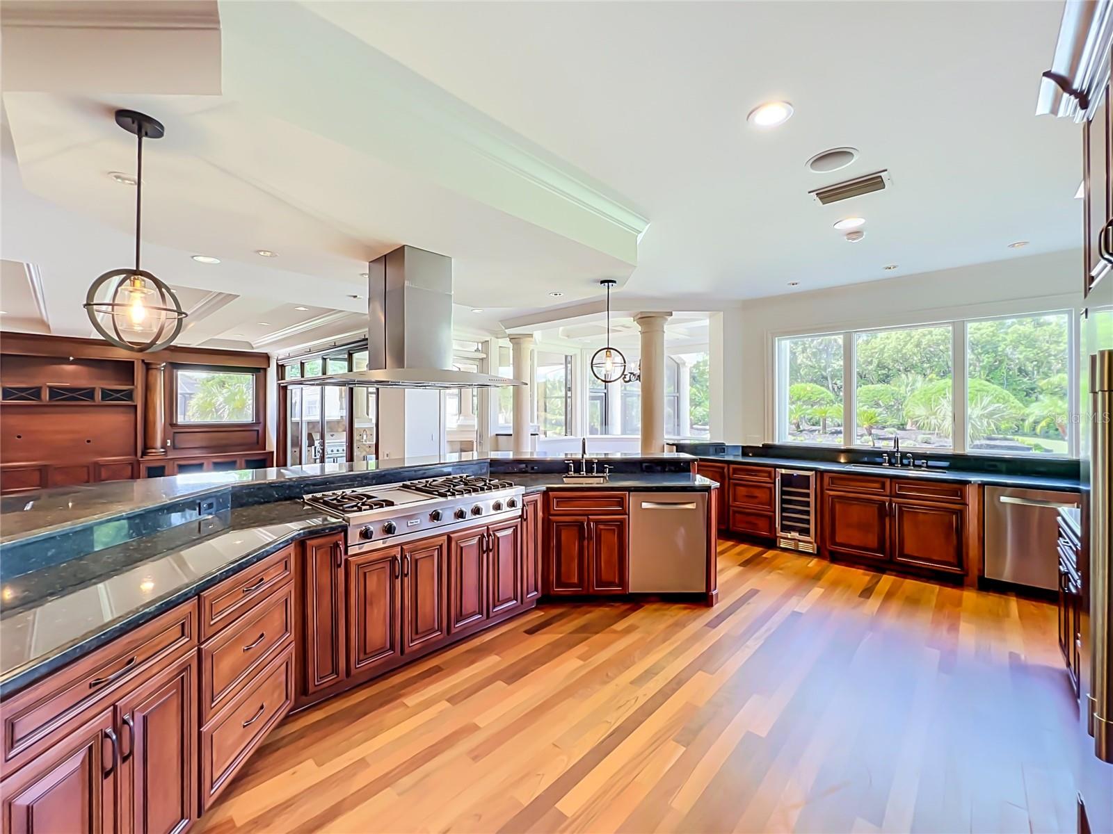 2405 ALAQUA DRIVE, Longwood, FL 32779