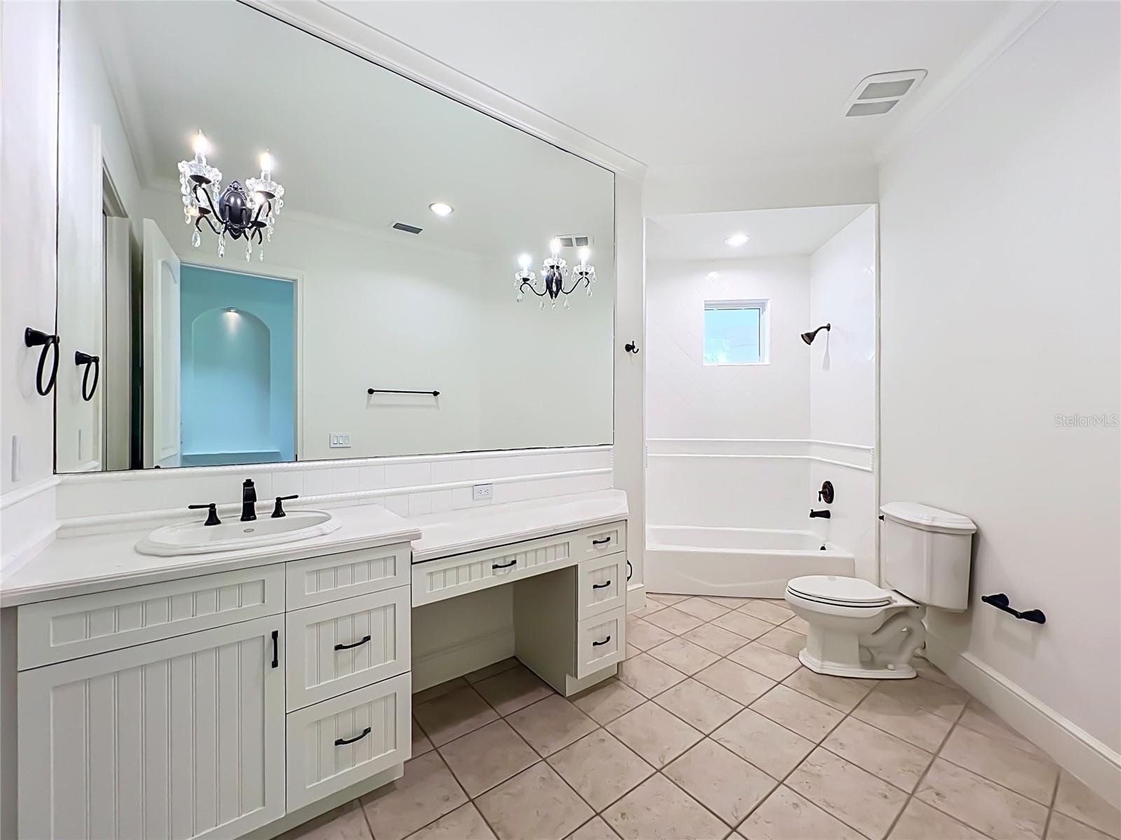 2405 ALAQUA DRIVE, Longwood, FL 32779