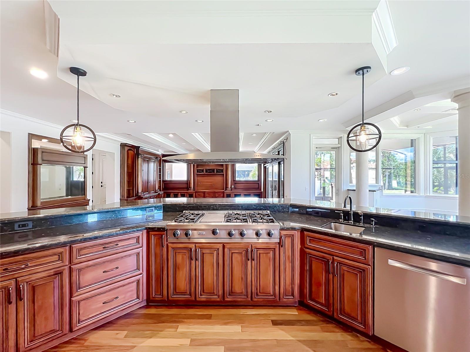 2405 ALAQUA DRIVE, Longwood, FL 32779