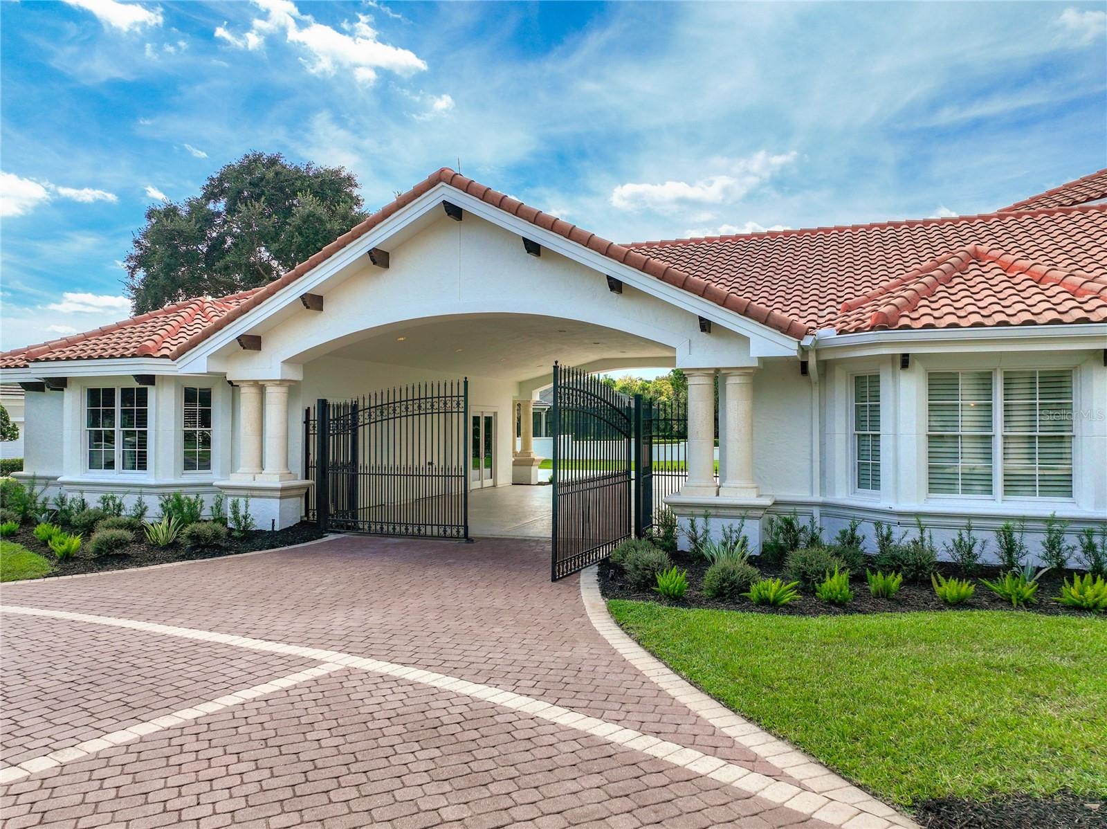 2405 ALAQUA DRIVE, Longwood, FL 32779