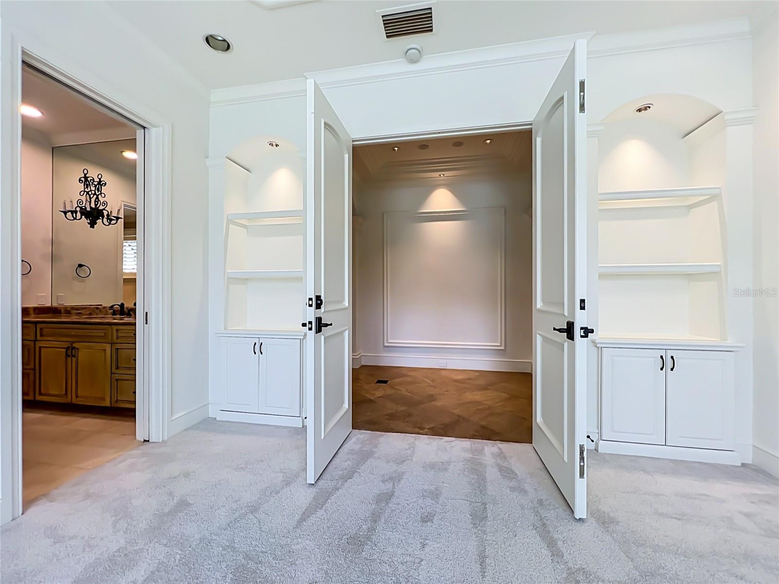 2405 ALAQUA DRIVE, Longwood, FL 32779