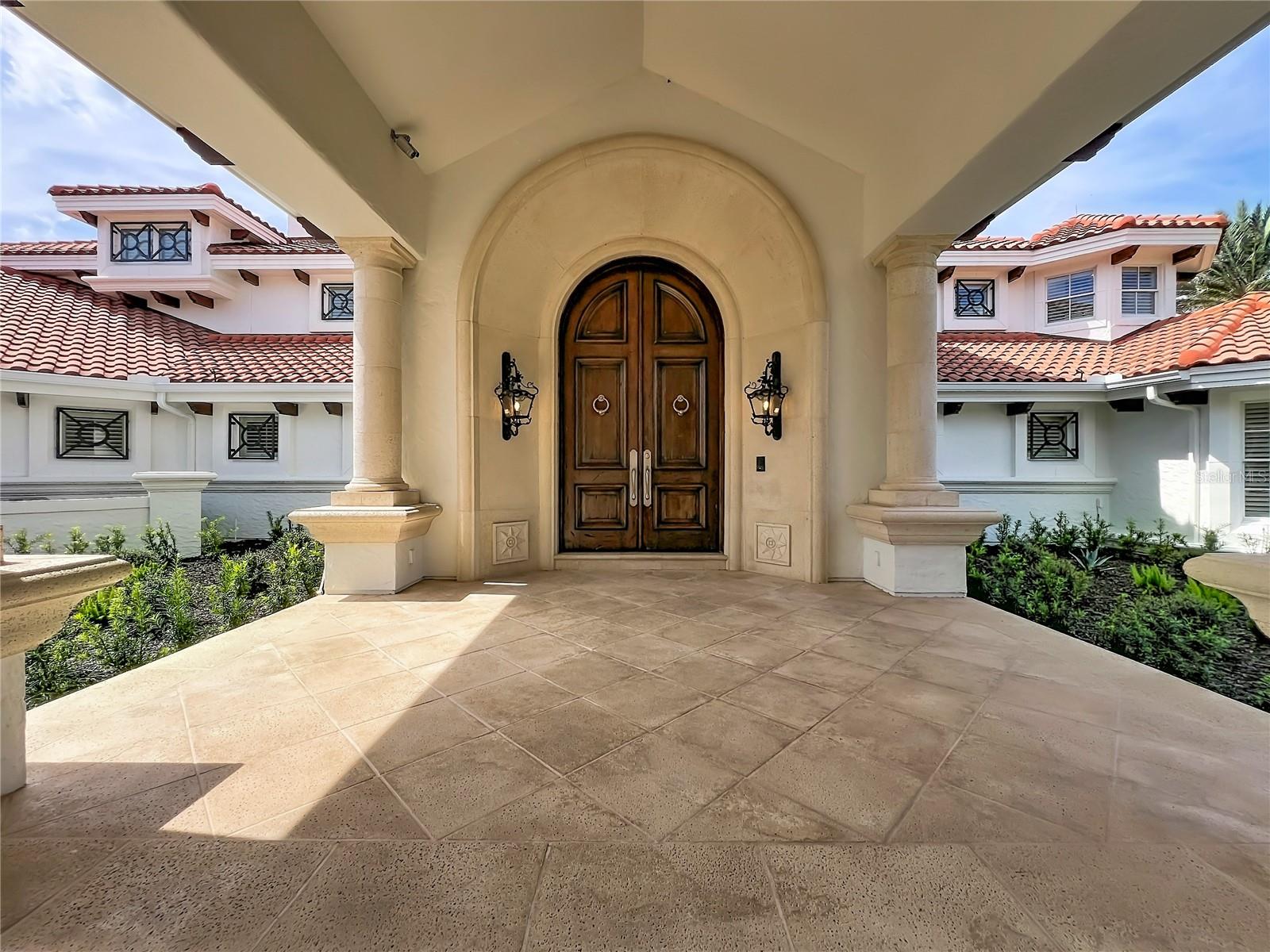 2405 ALAQUA DRIVE, Longwood, FL 32779