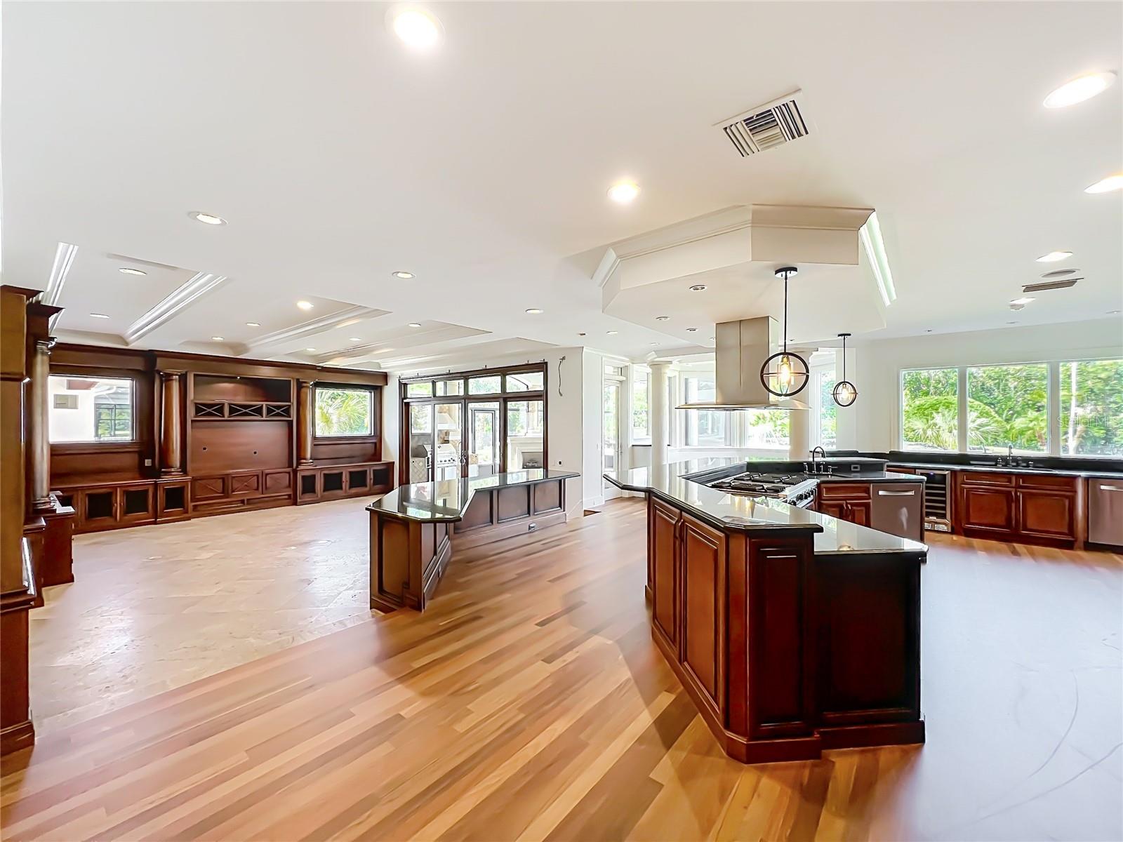 2405 ALAQUA DRIVE, Longwood, FL 32779