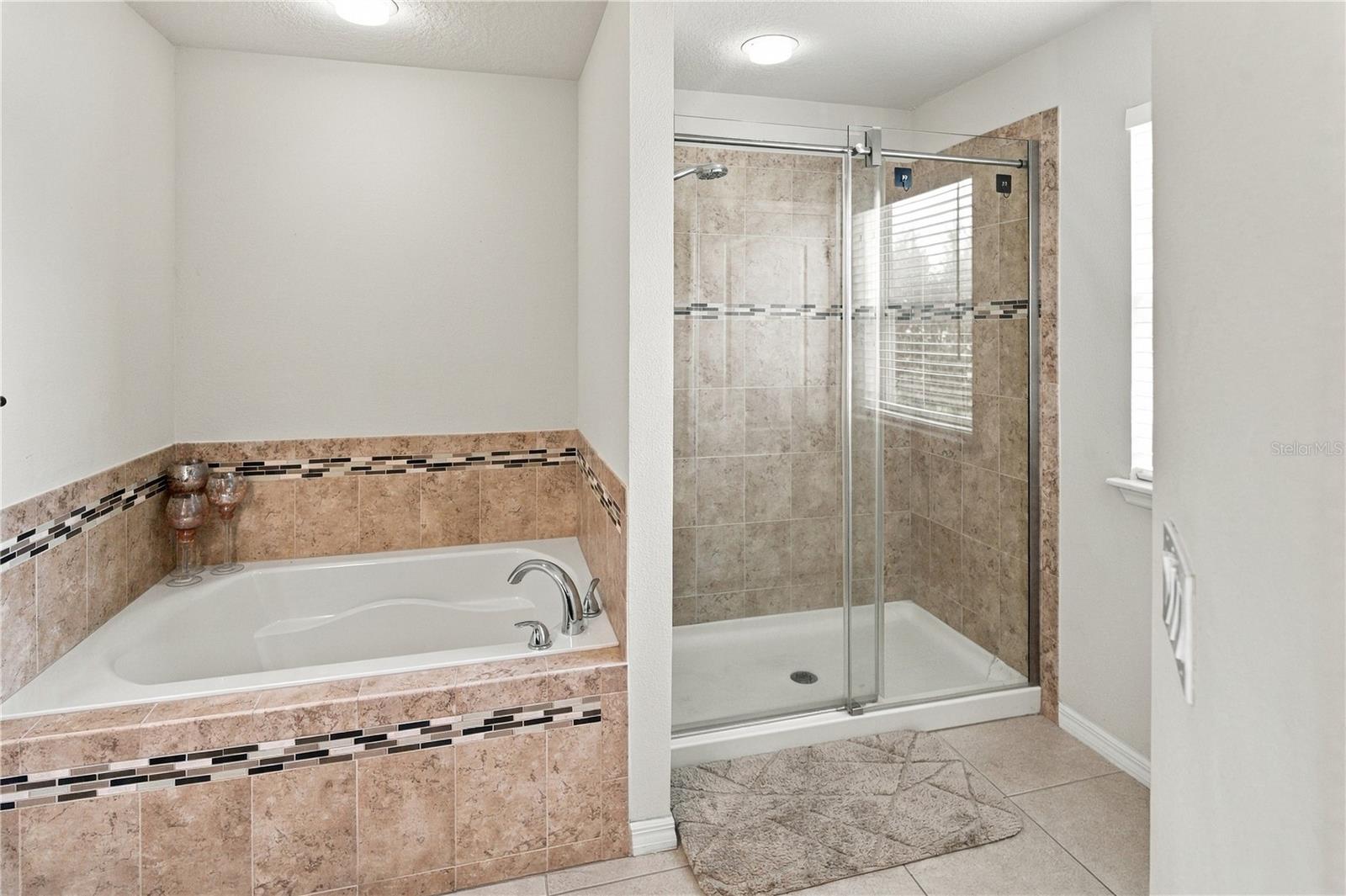 6049 FENDER COURT, Orlando, FL 32837
