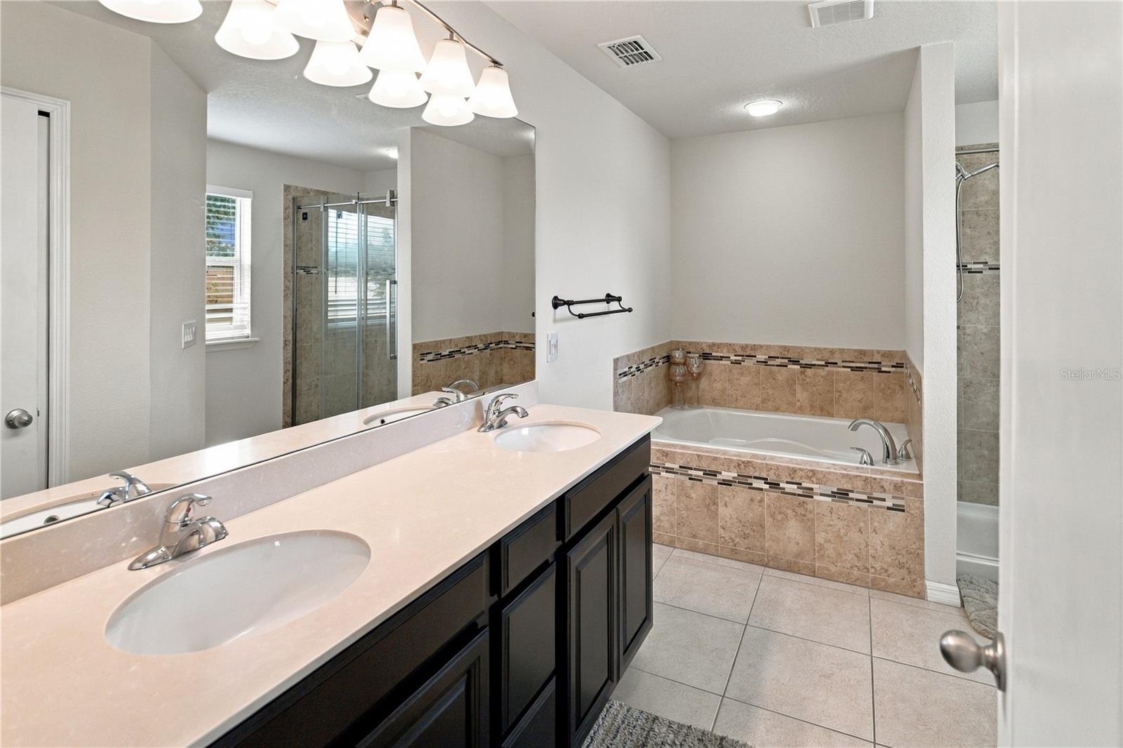 6049 FENDER COURT, Orlando, FL 32837