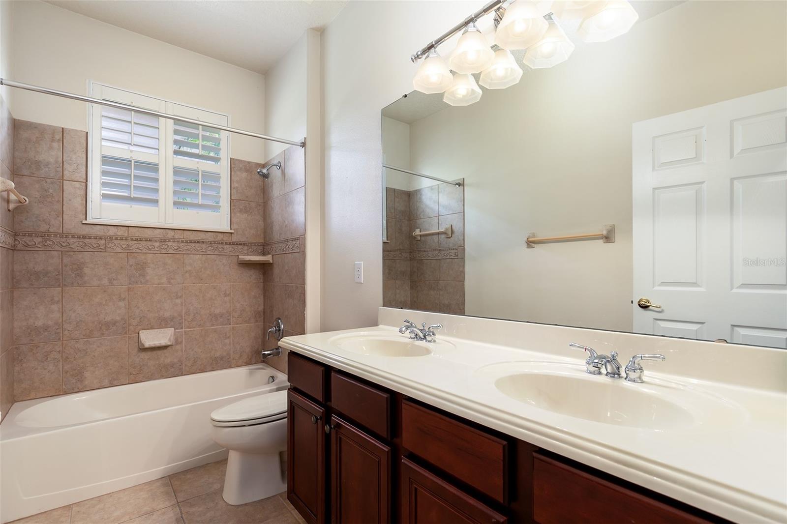 2nd Bathroom