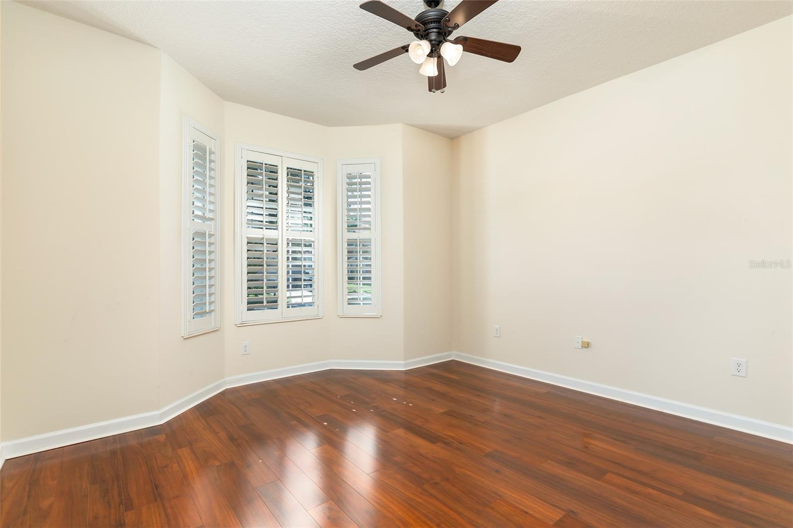 Office/Flex Room