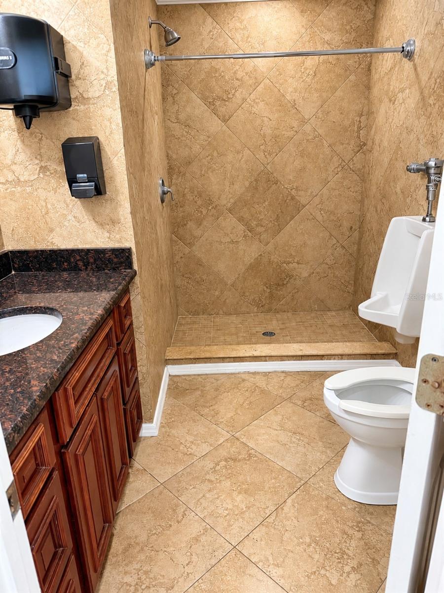 4200 & 4210 S HIAWASSEE ROAD, Orlando, FL 32835