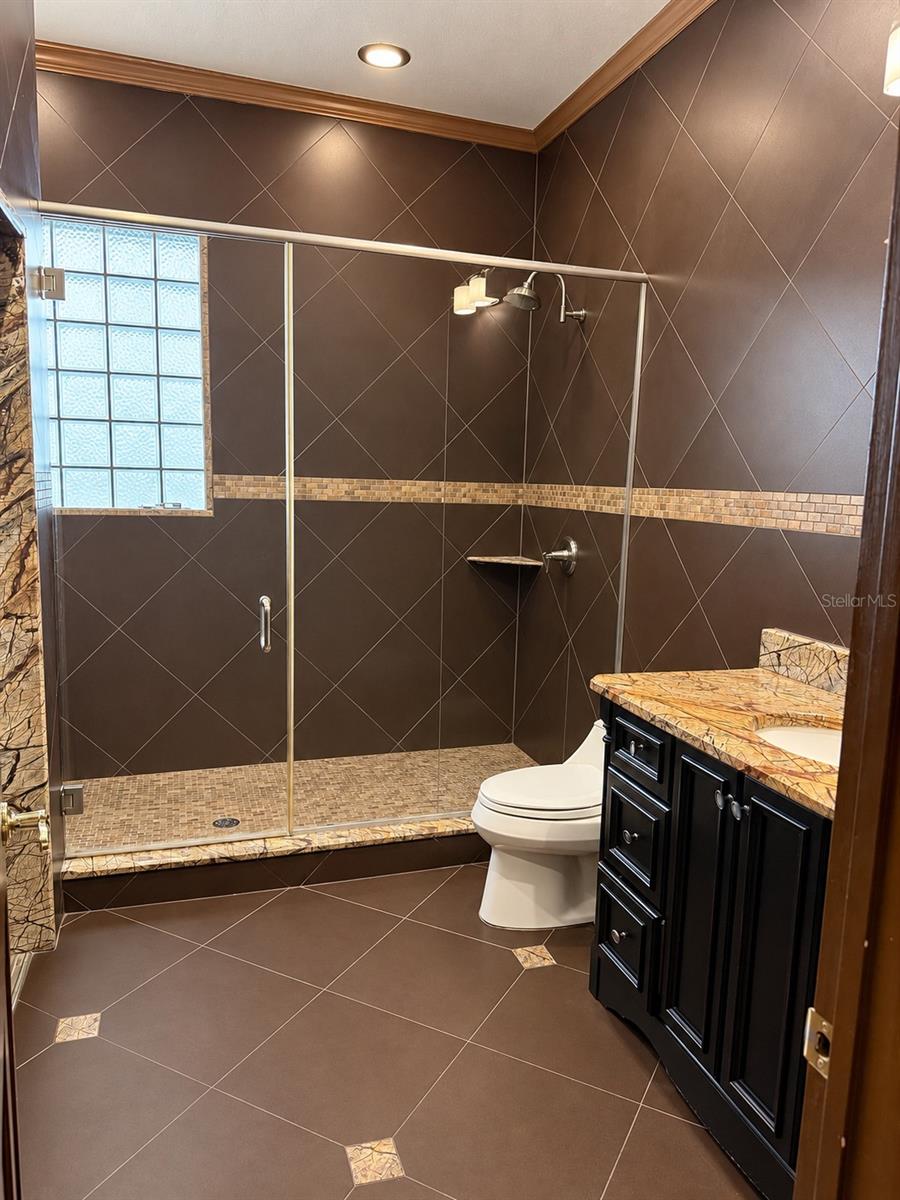 4200 & 4210 S HIAWASSEE ROAD, Orlando, FL 32835