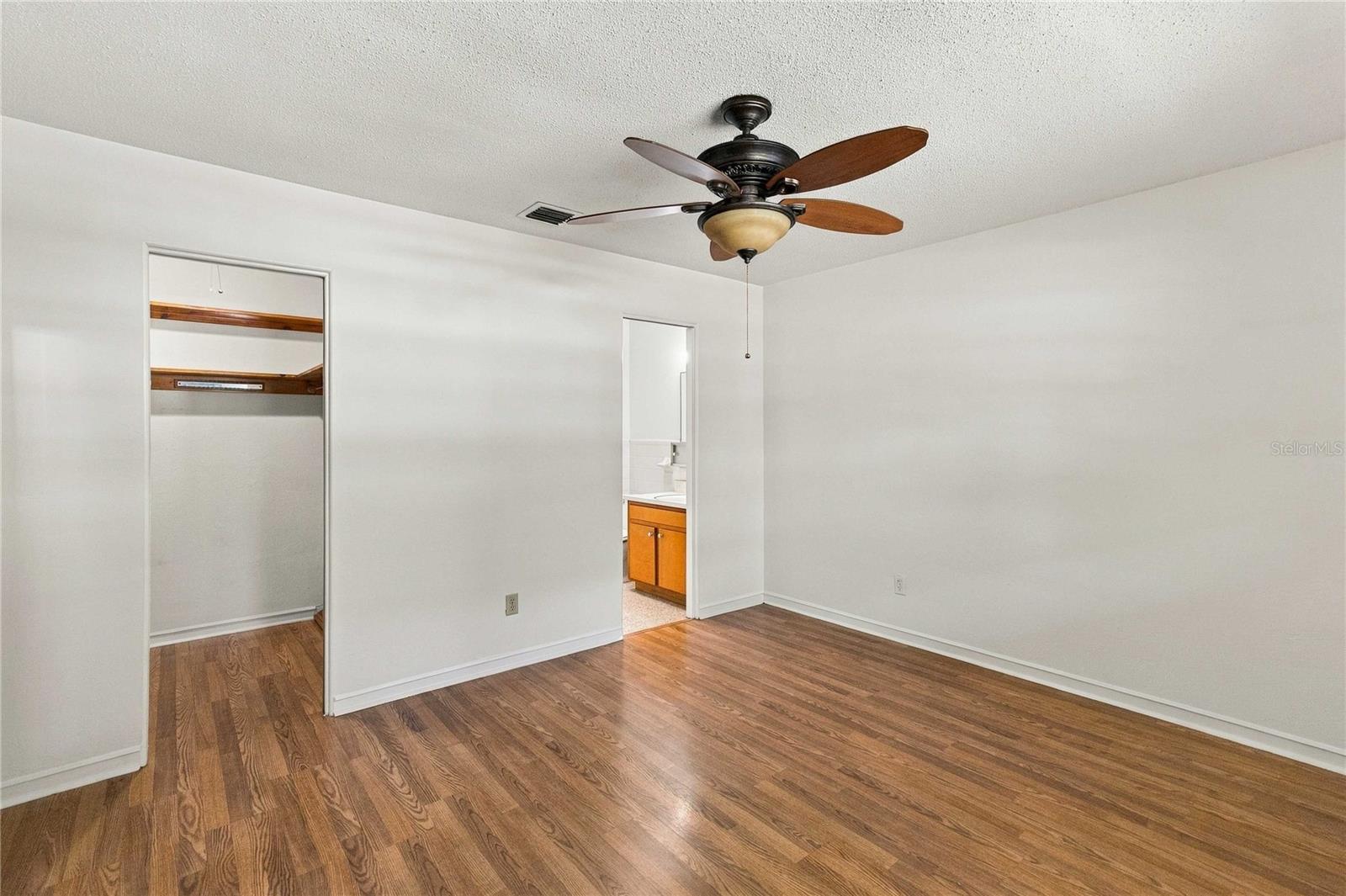 804 GREENWOOD STREET, Orlando, FL 32801