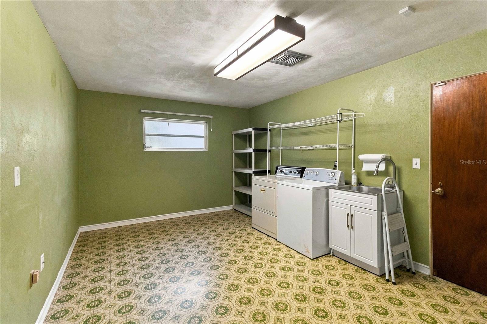804 GREENWOOD STREET, Orlando, FL 32801