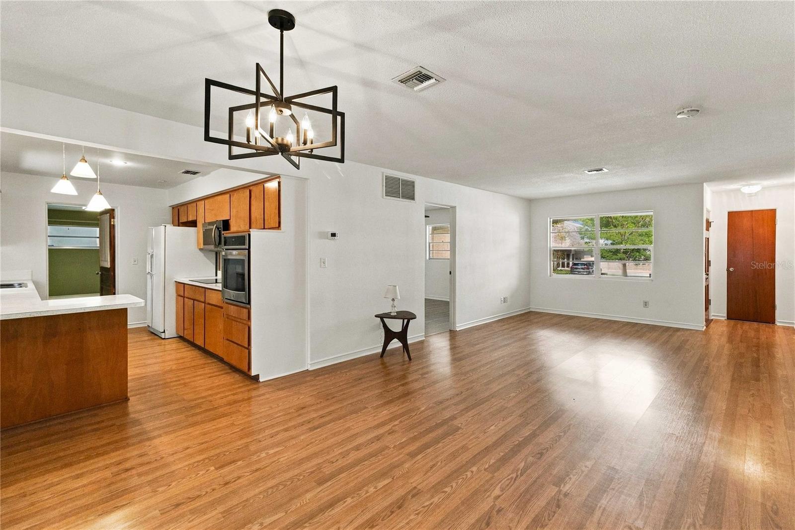 804 GREENWOOD STREET, Orlando, FL 32801