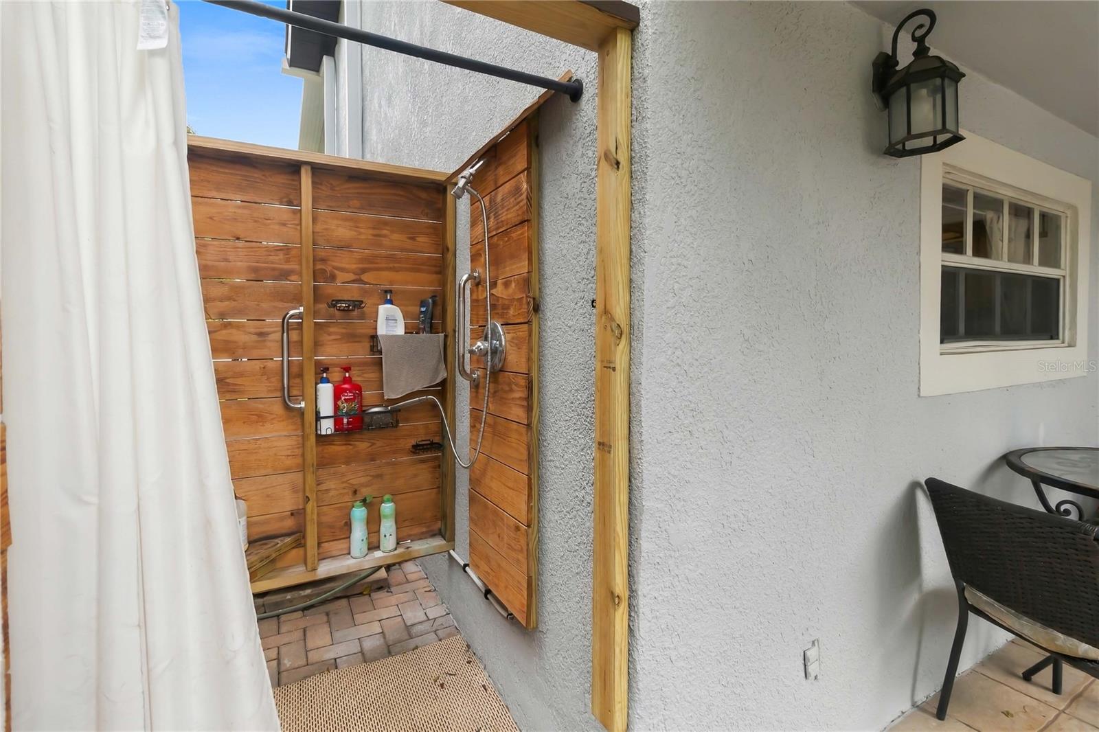 619 GATLIN AVENUE, Orlando, FL 32806