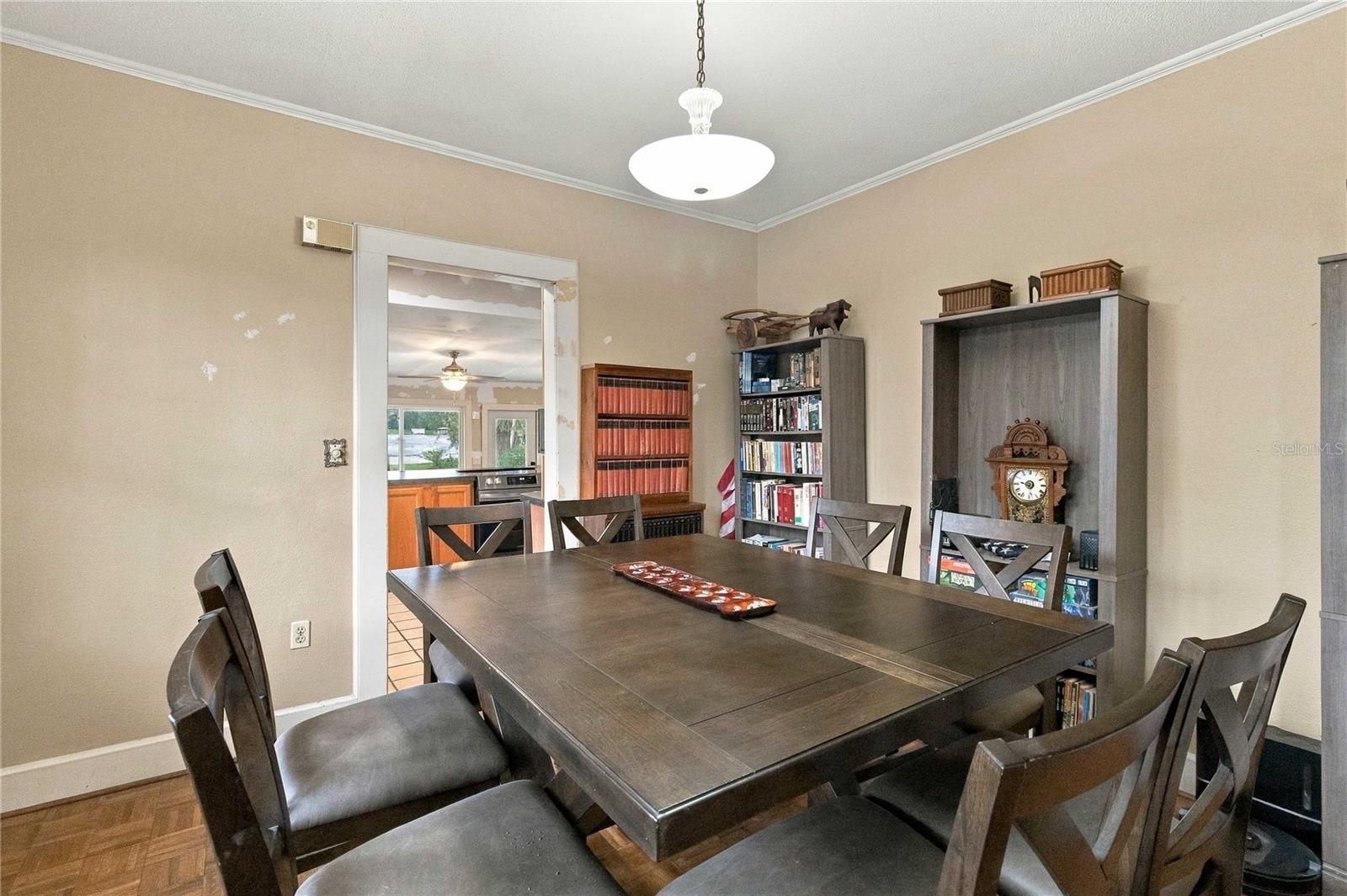625 GATLIN AVENUE, Orlando, FL 32806