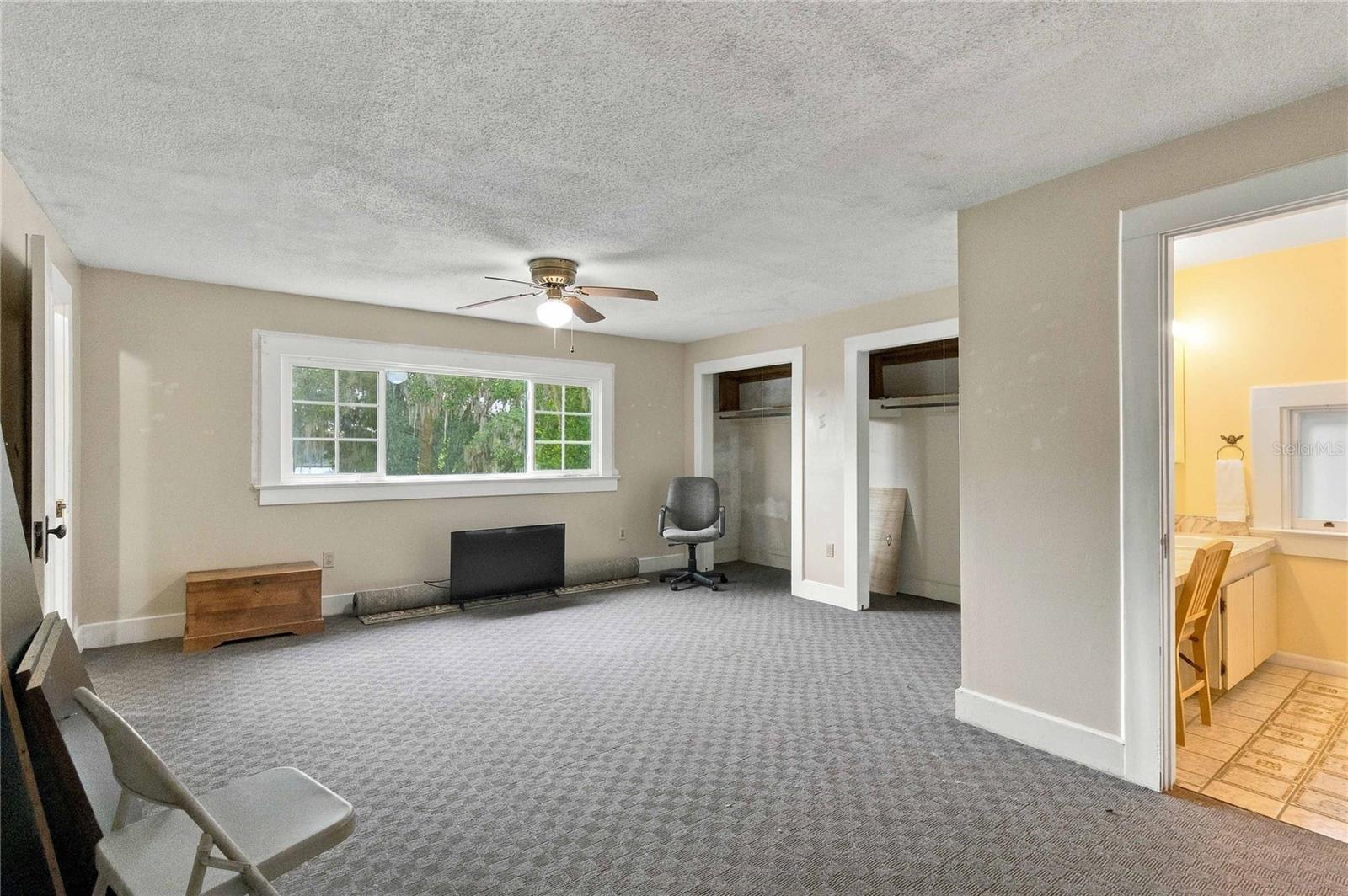 625 GATLIN AVENUE, Orlando, FL 32806