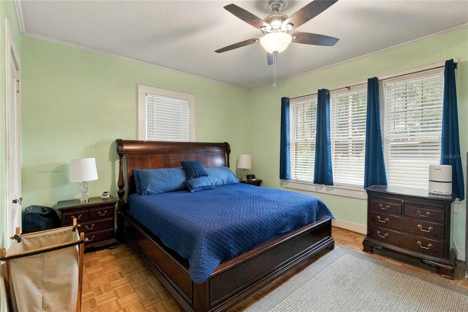 625 GATLIN AVENUE, Orlando, FL 32806