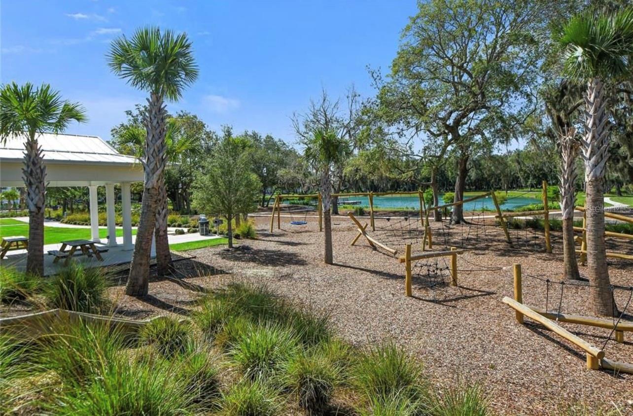 1021 HUNTSPOINT STREET, Winter Garden, FL 34787