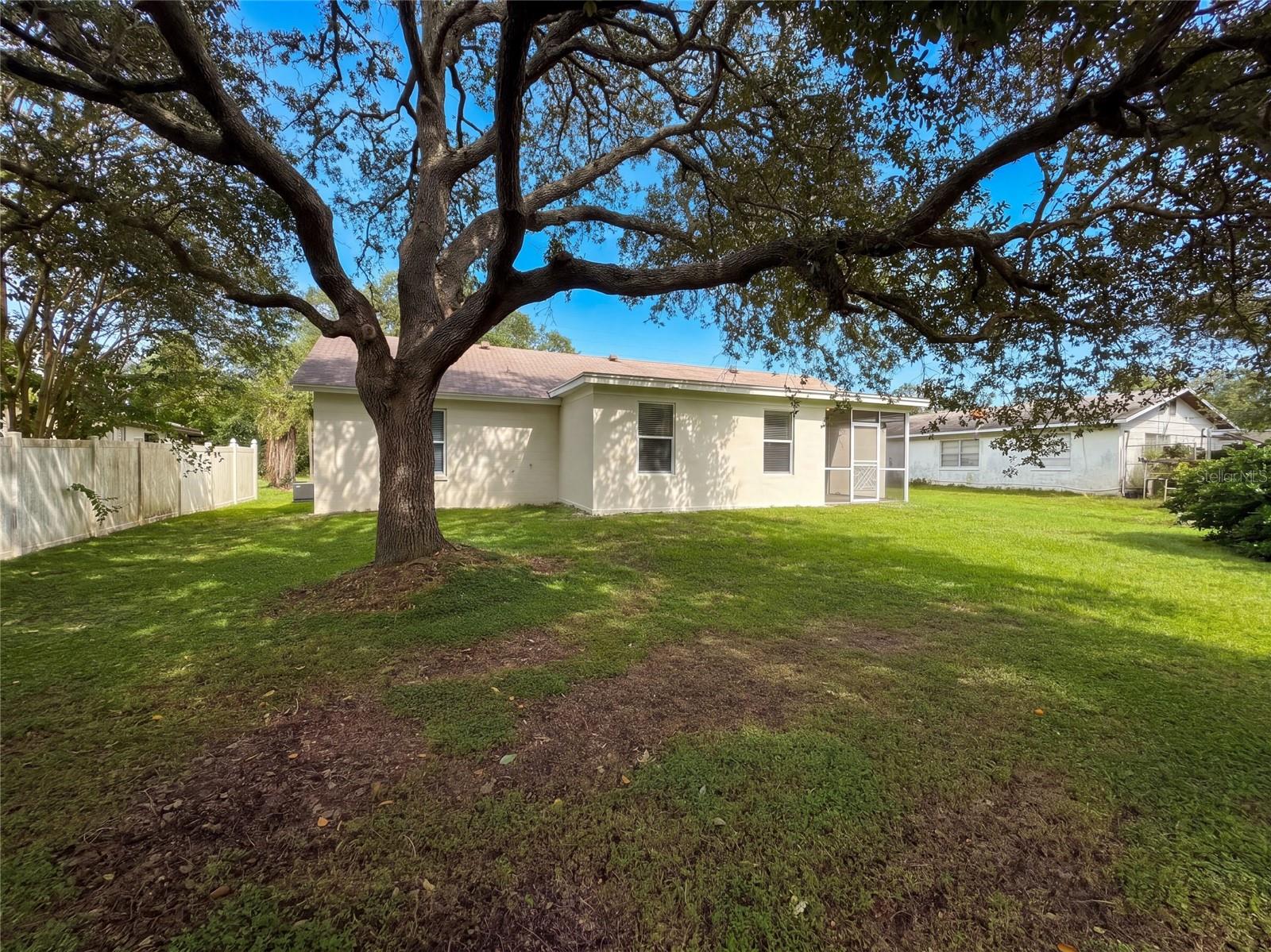 881 VICKSBURG STREET, Deltona, FL 32725